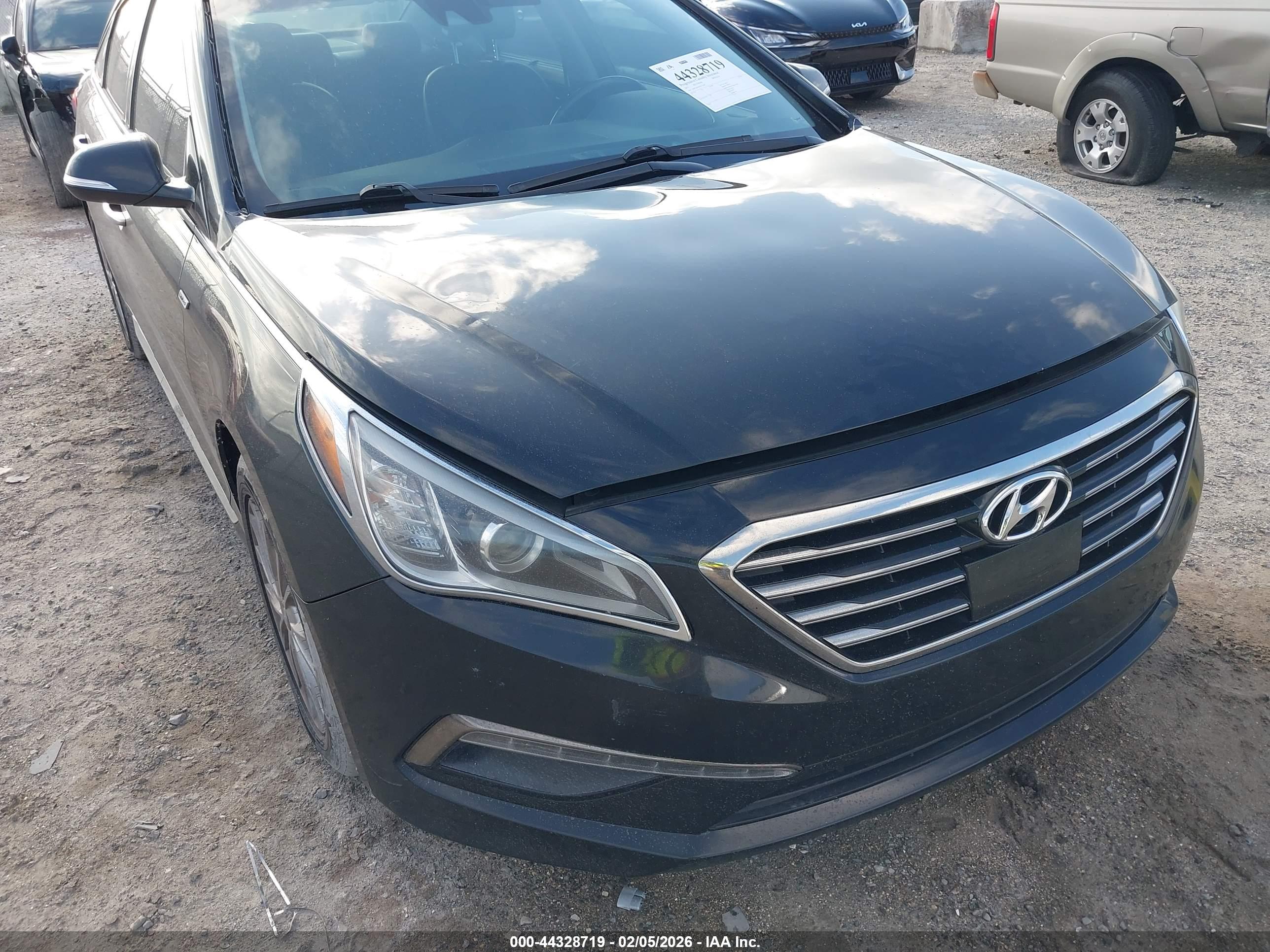 HYUNDAI SONATA image 6