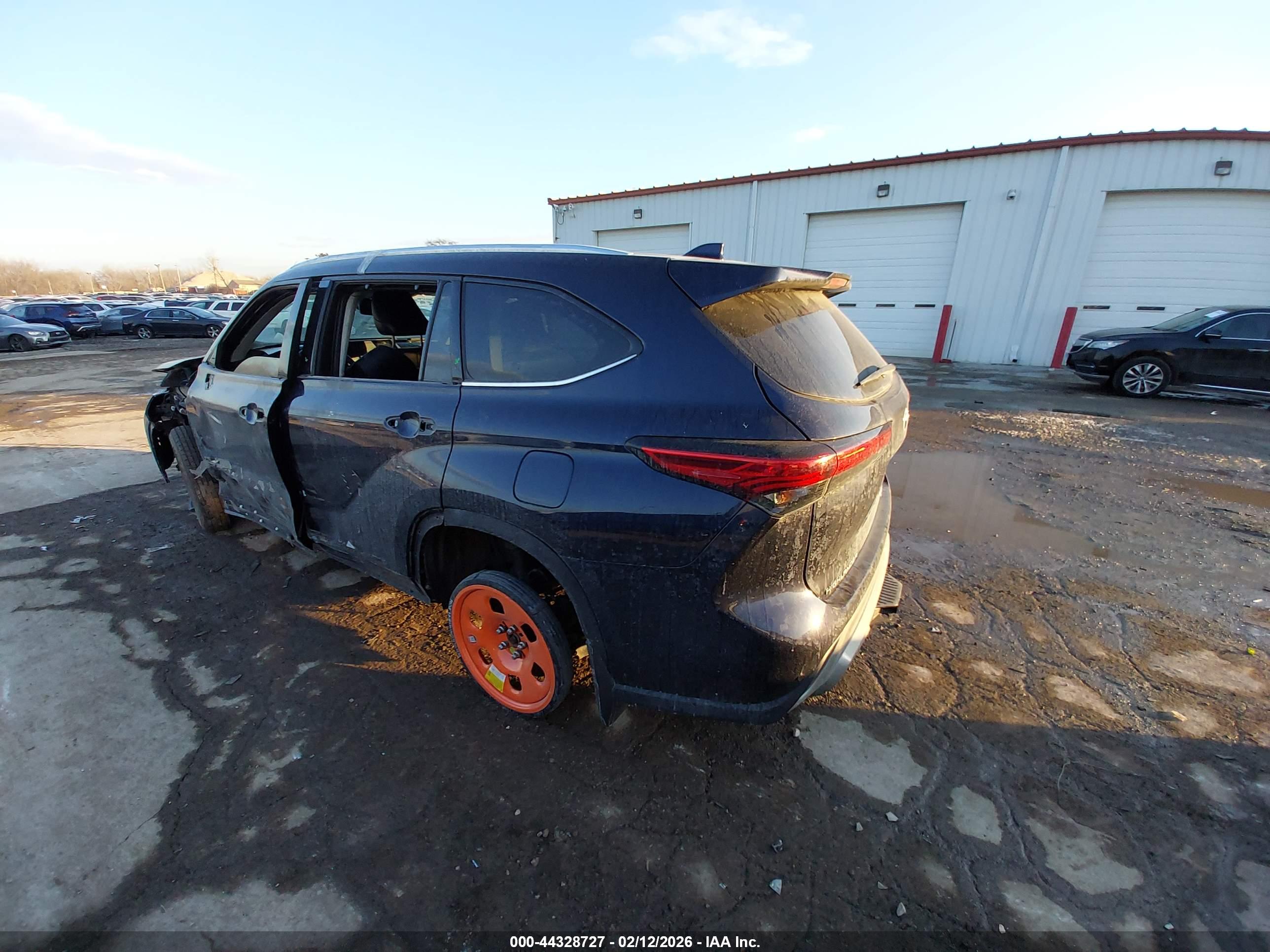 TOYOTA HIGHLANDER image 3