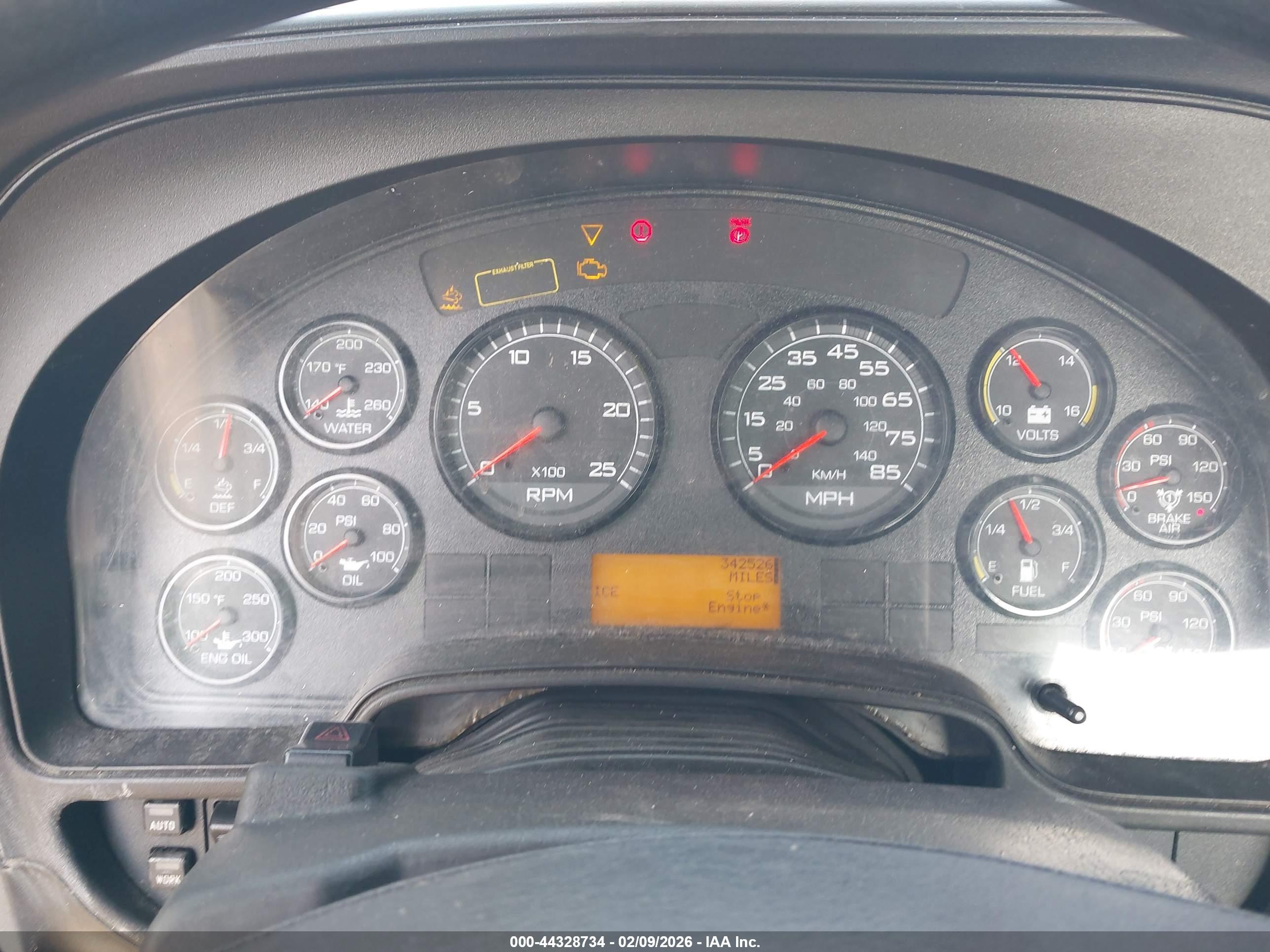 INTERNATIONAL PROSTAR image 6