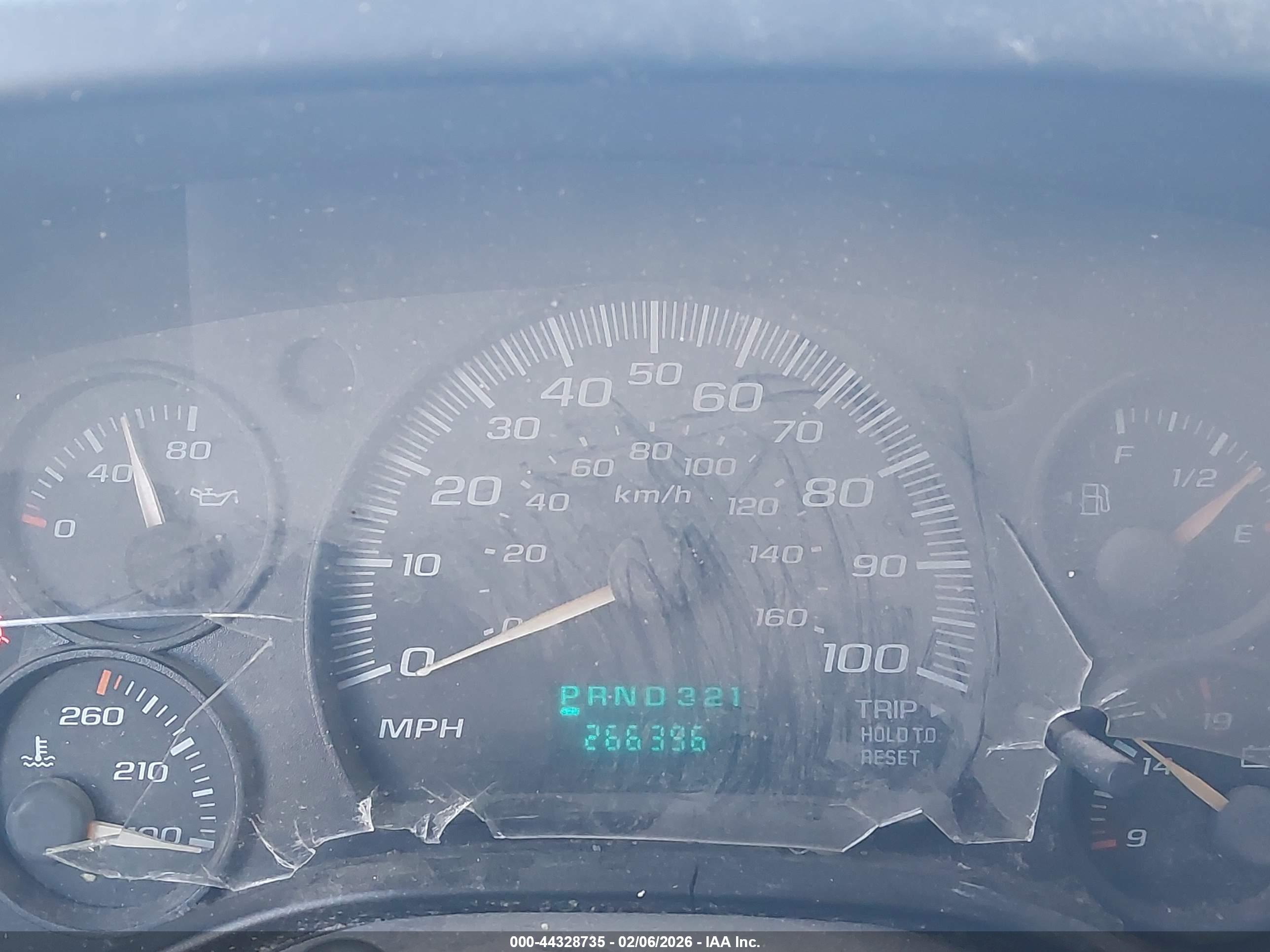 CHEVROLET EXPRESS image 7