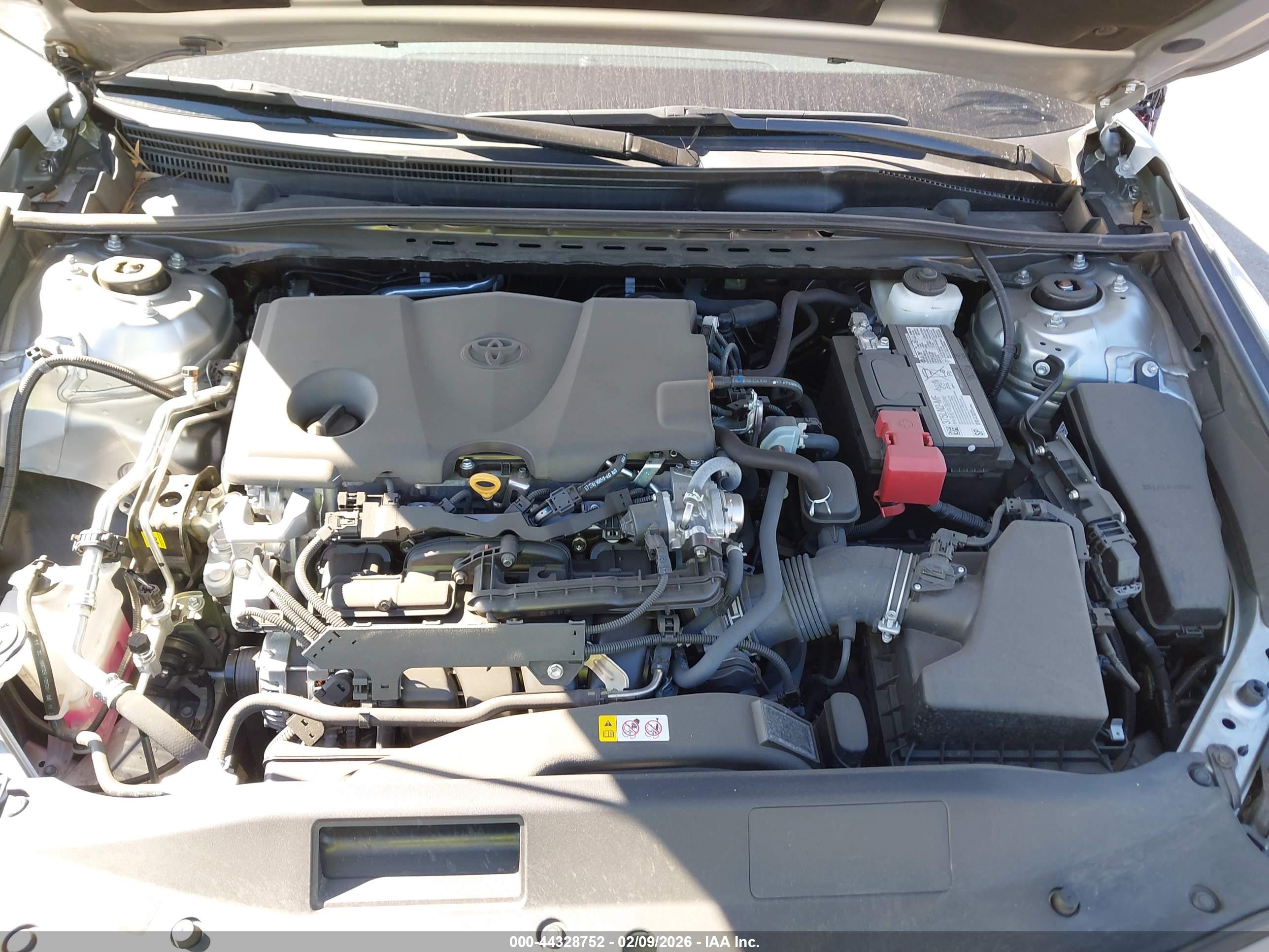 TOYOTA CAMRY image 10