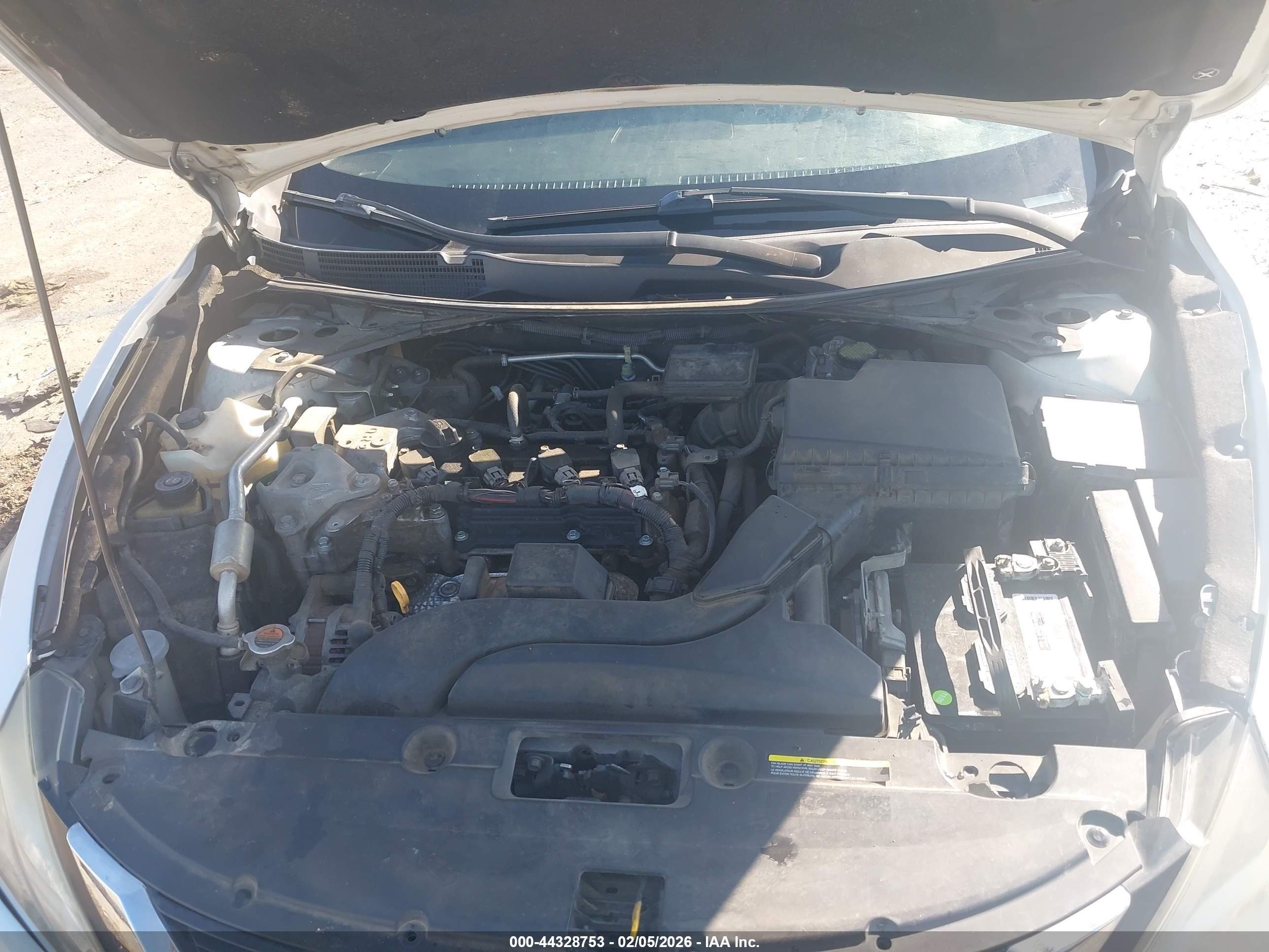 NISSAN ALTIMA image 10