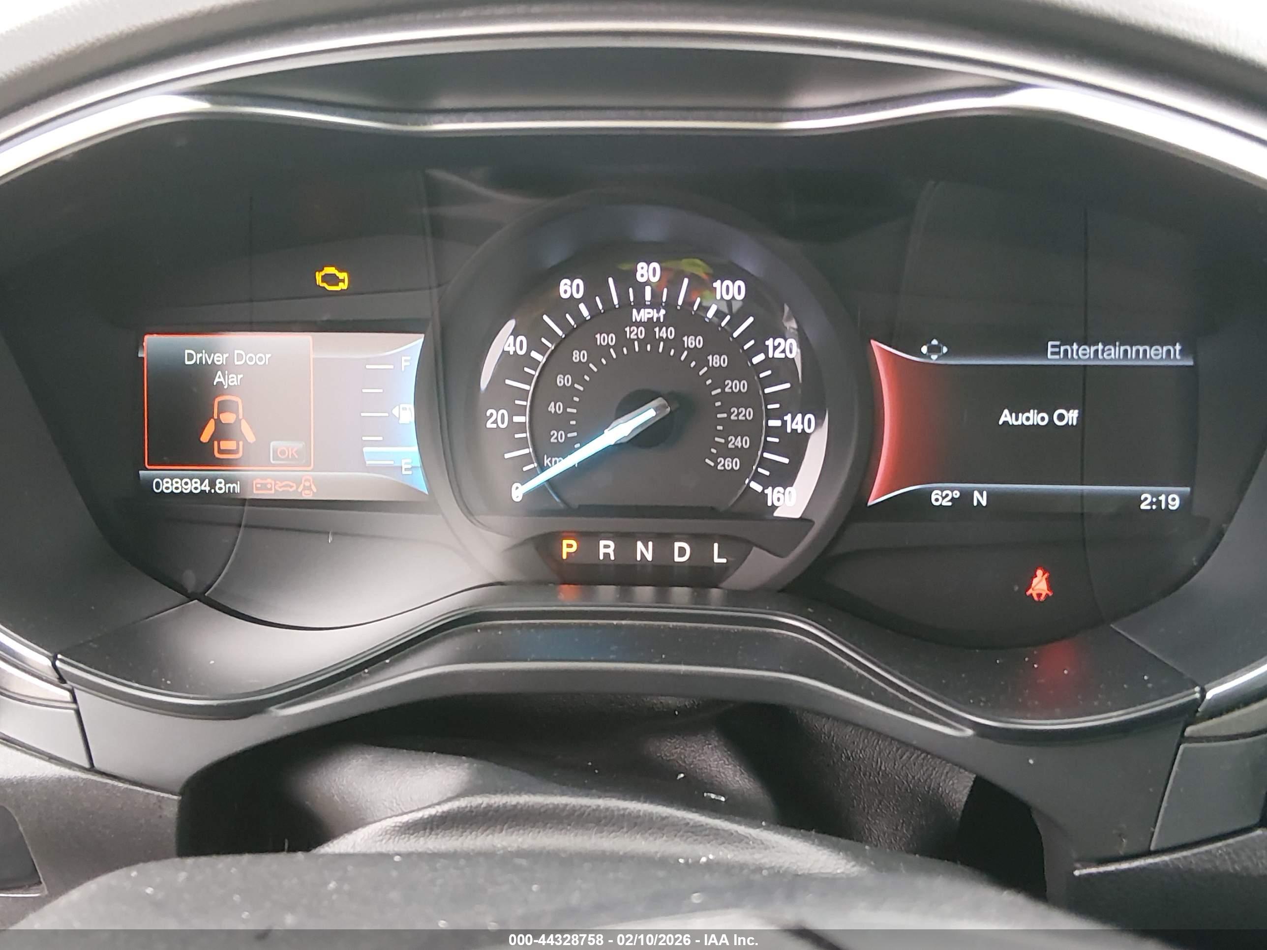FORD FUSION image 7