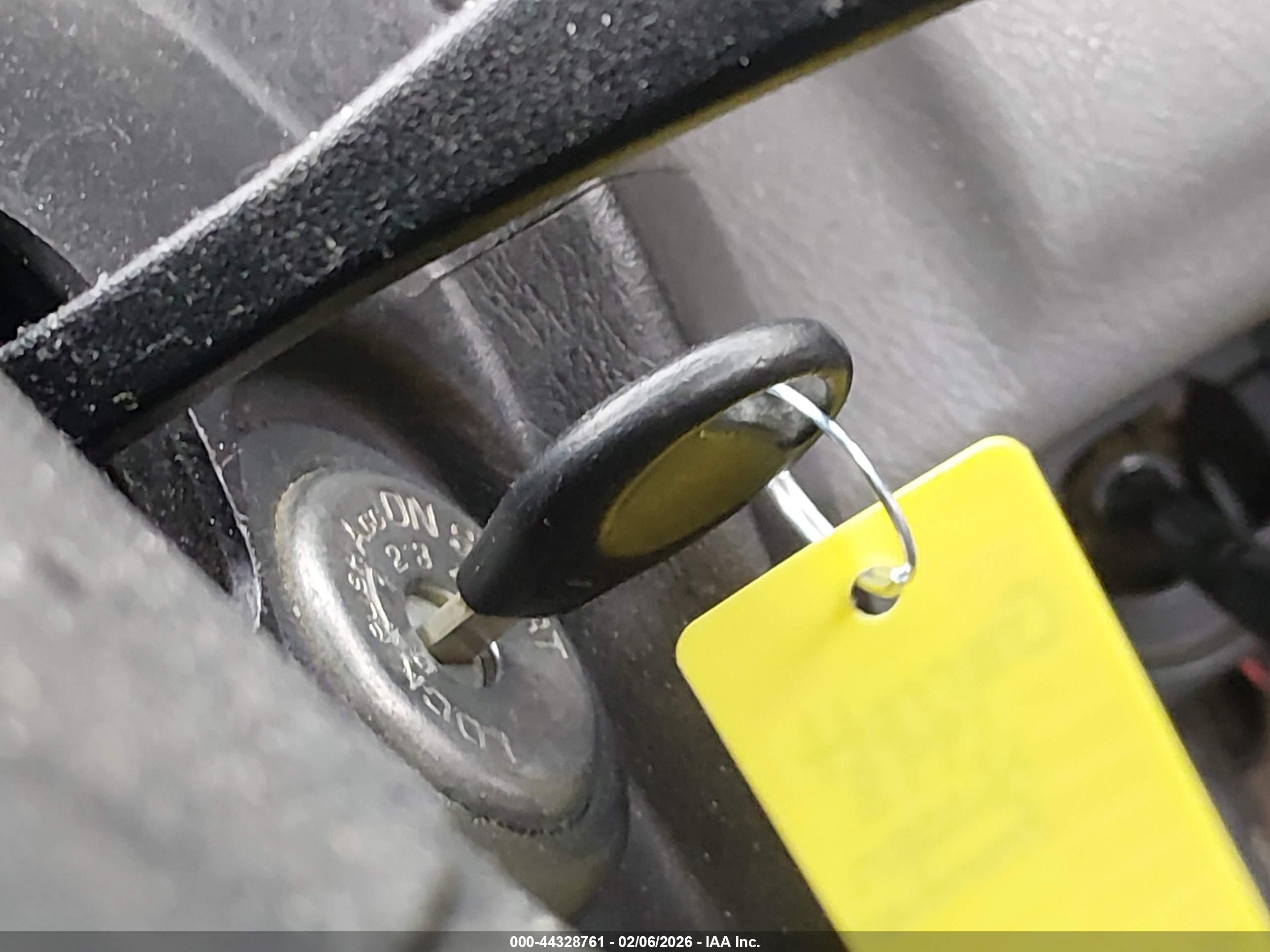 NISSAN FRONTIER image 11