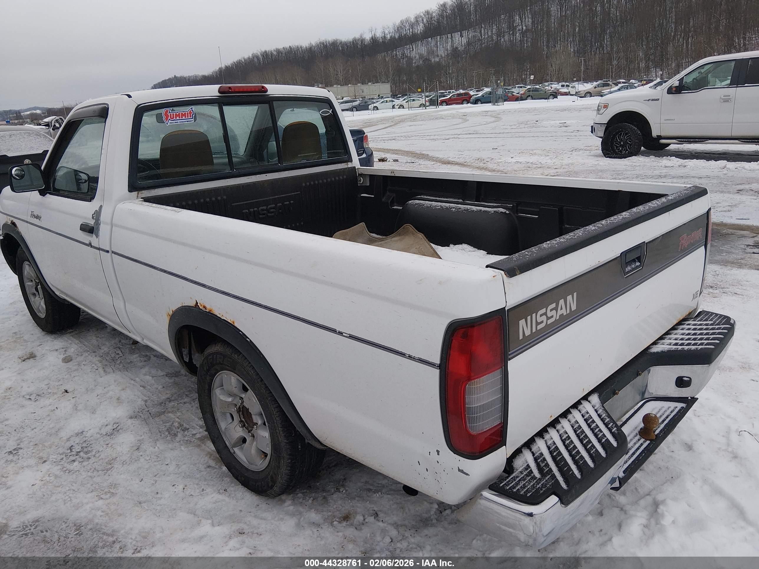 NISSAN FRONTIER image 3