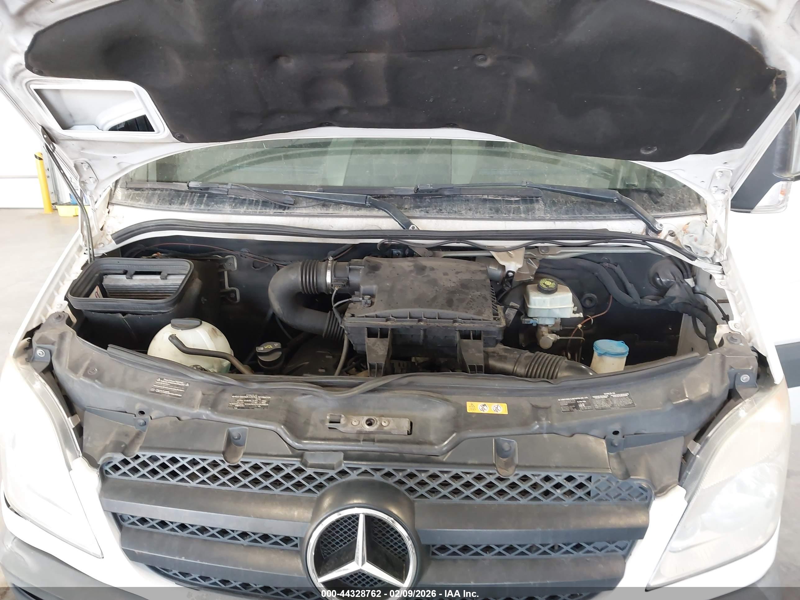 MERCEDES-BENZ SPRINTER image 10