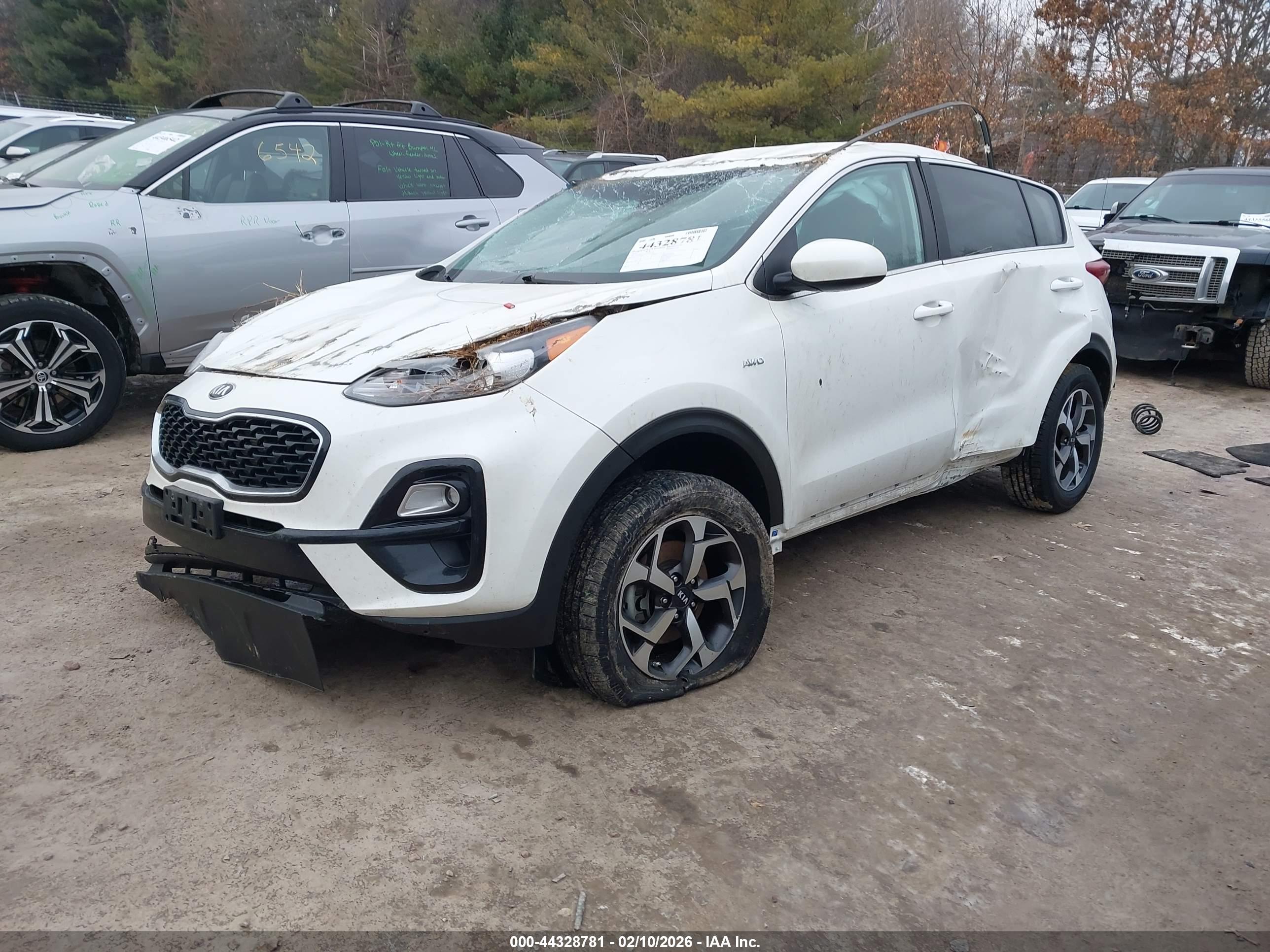 KIA SPORTAGE image 2