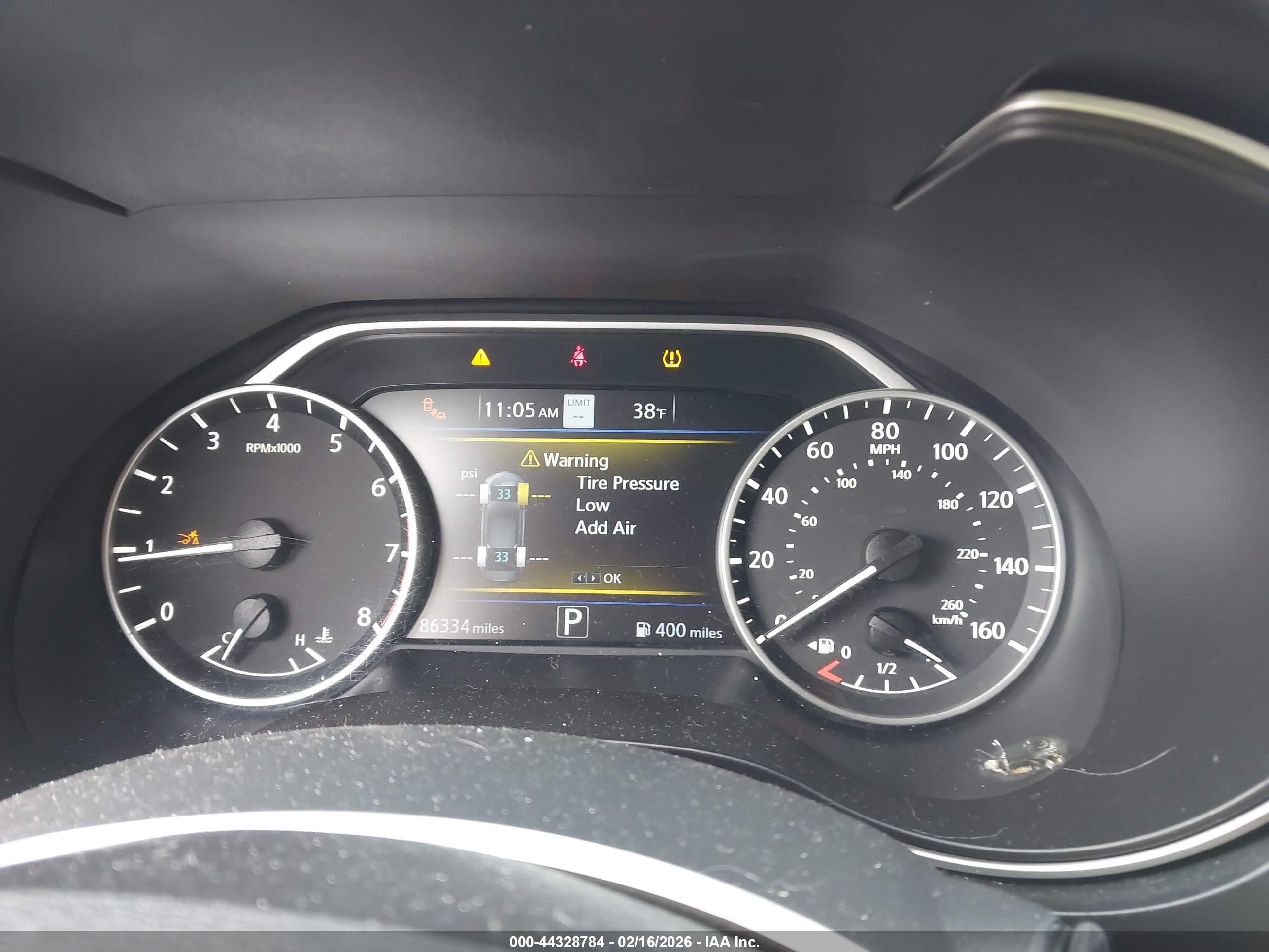 NISSAN MAXIMA image 7