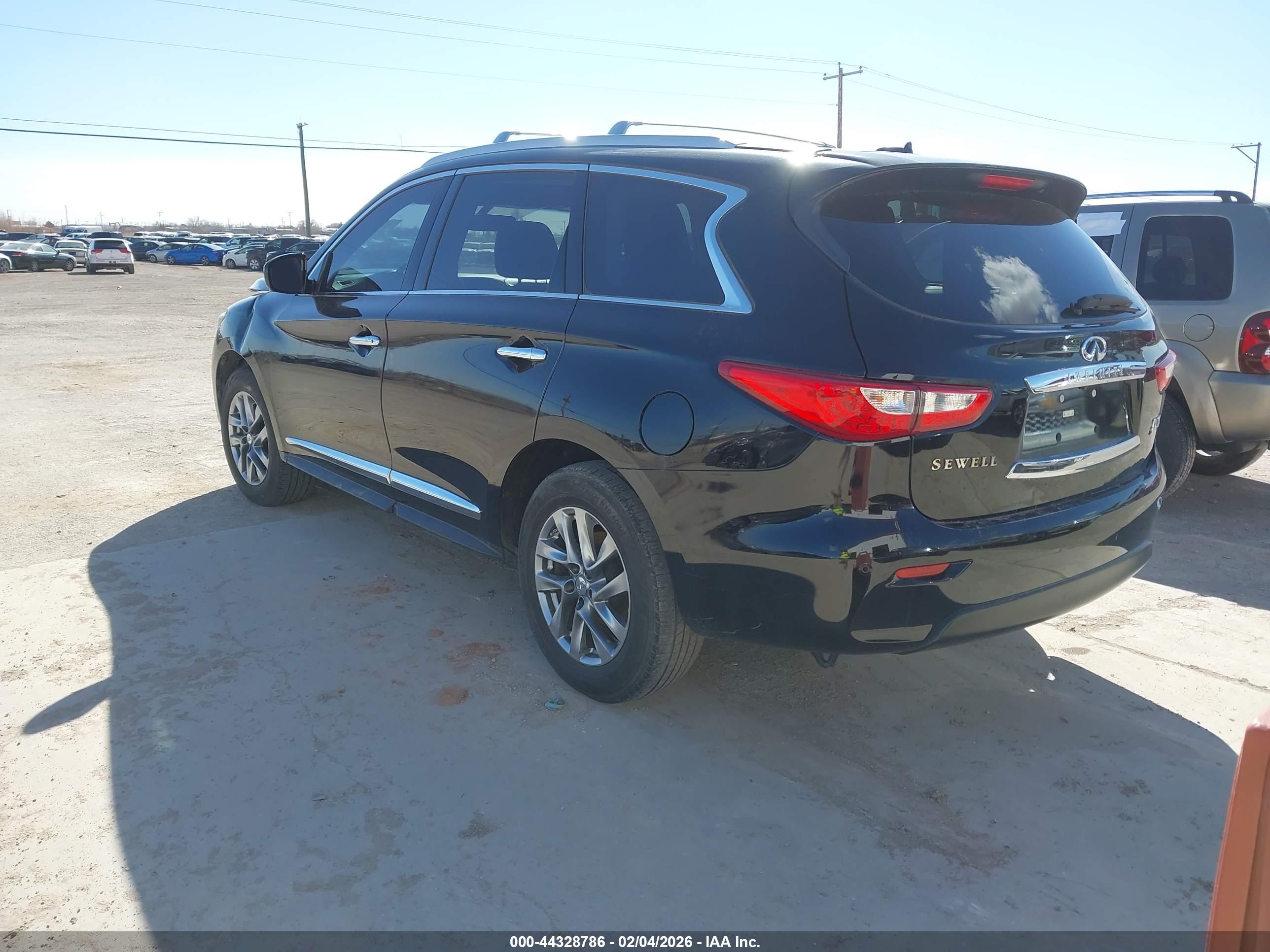 INFINITI JX35 image 3