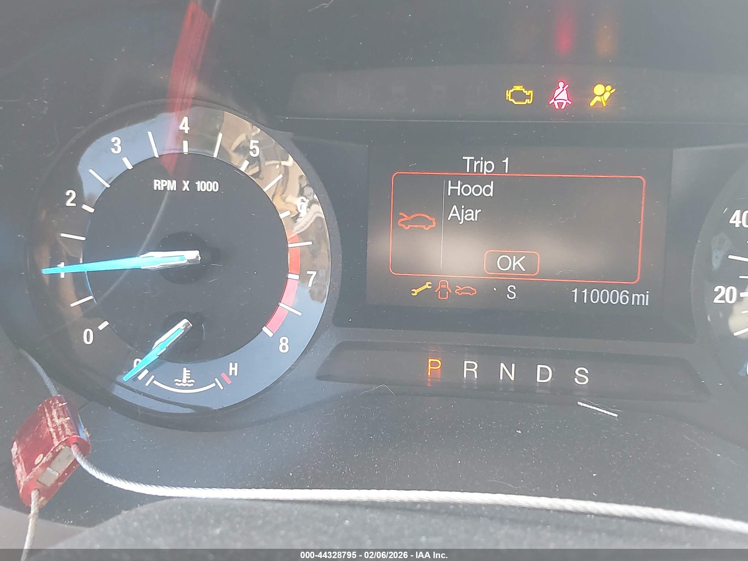 FORD FUSION image 7