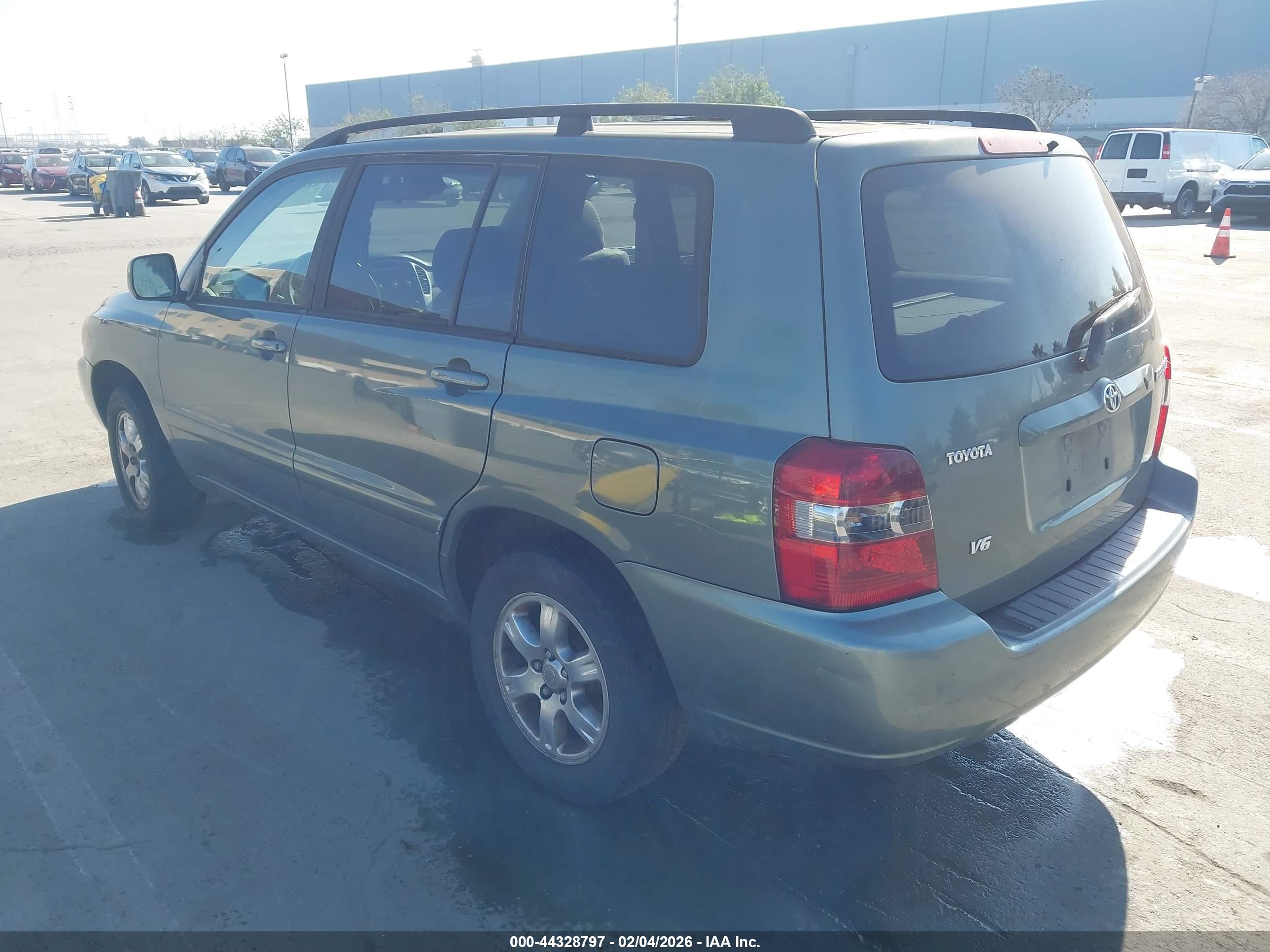 TOYOTA HIGHLANDER image 3