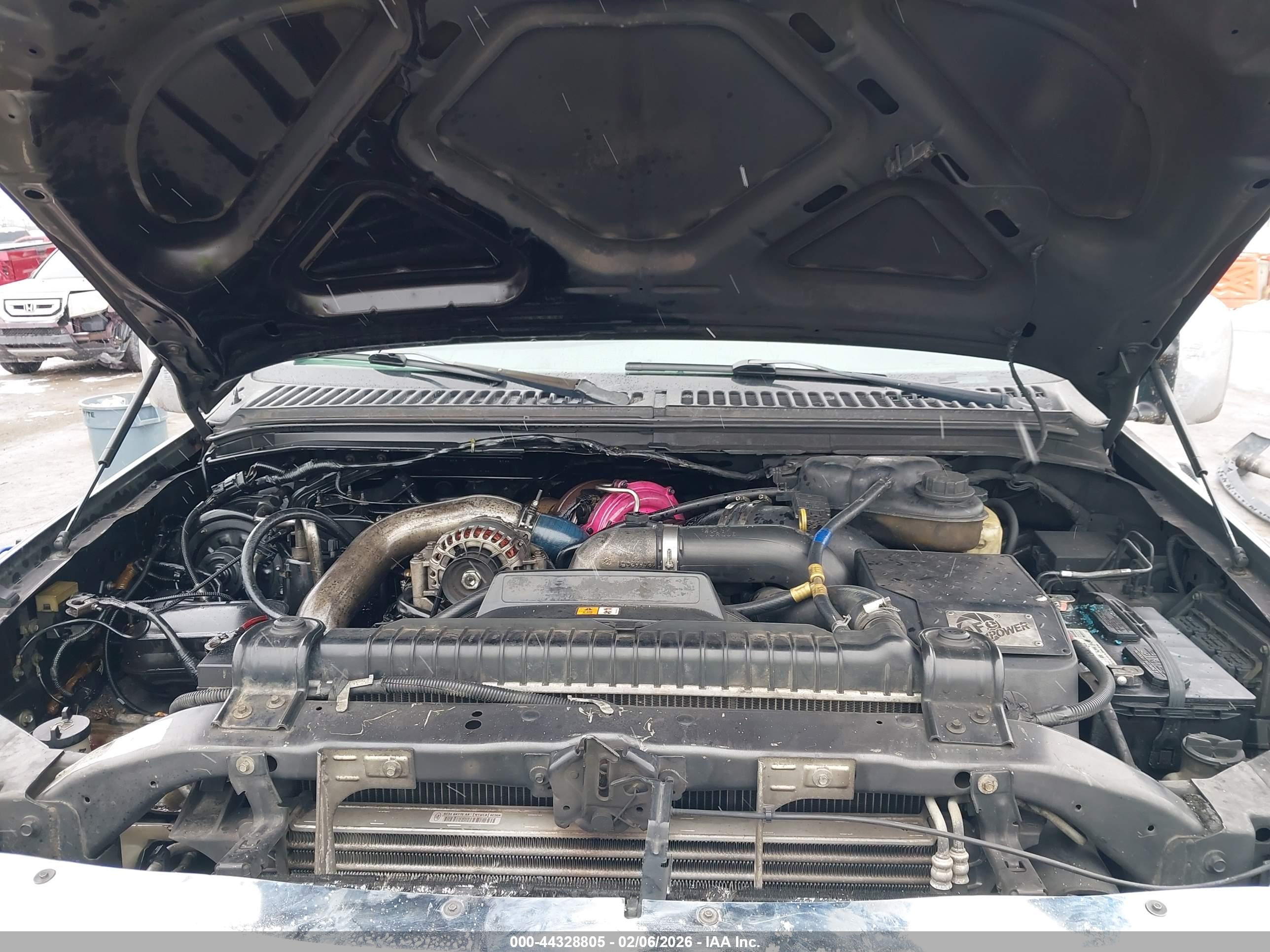 FORD F-250 image 10