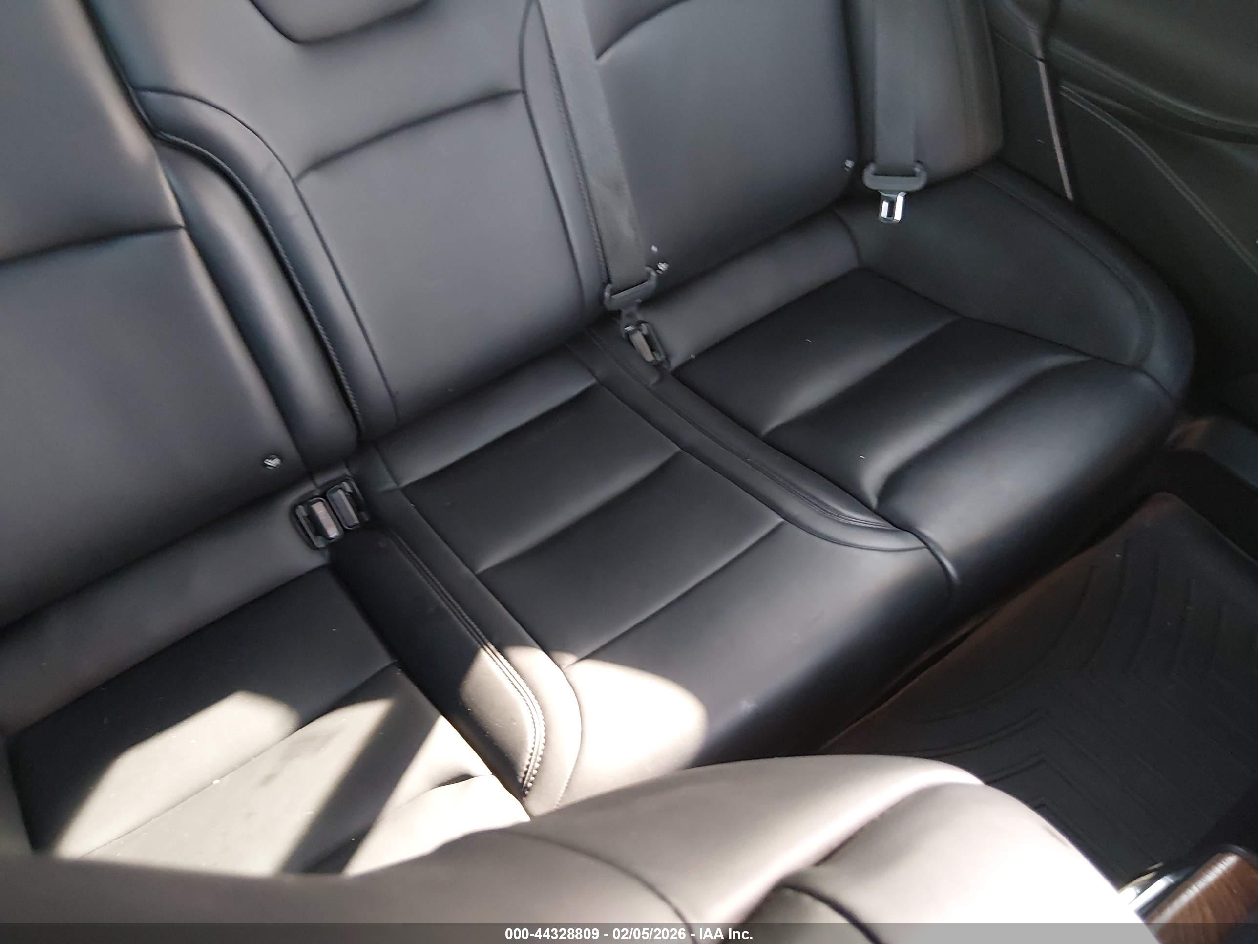 TESLA MODEL image 8