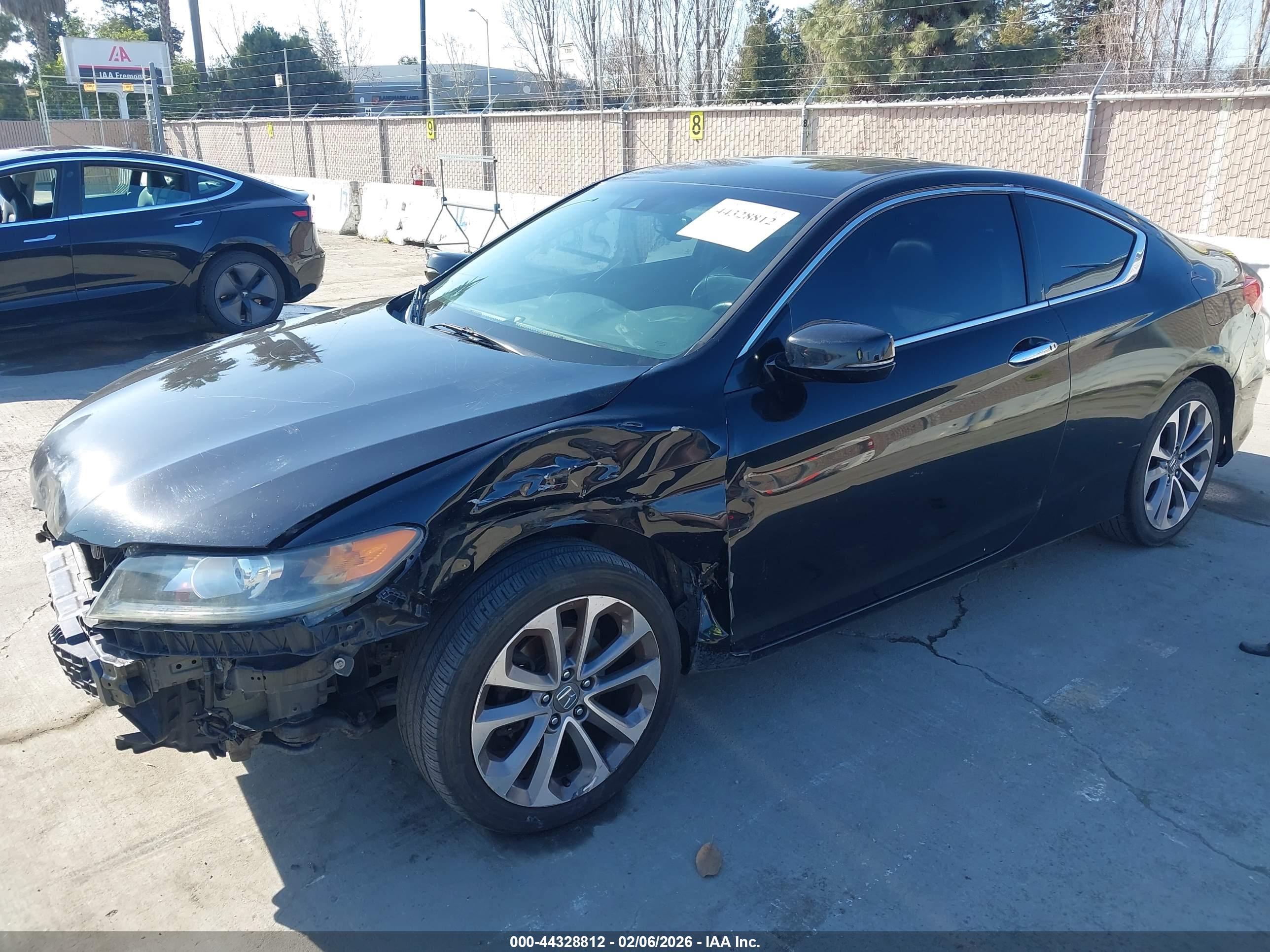 HONDA ACCORD image 2