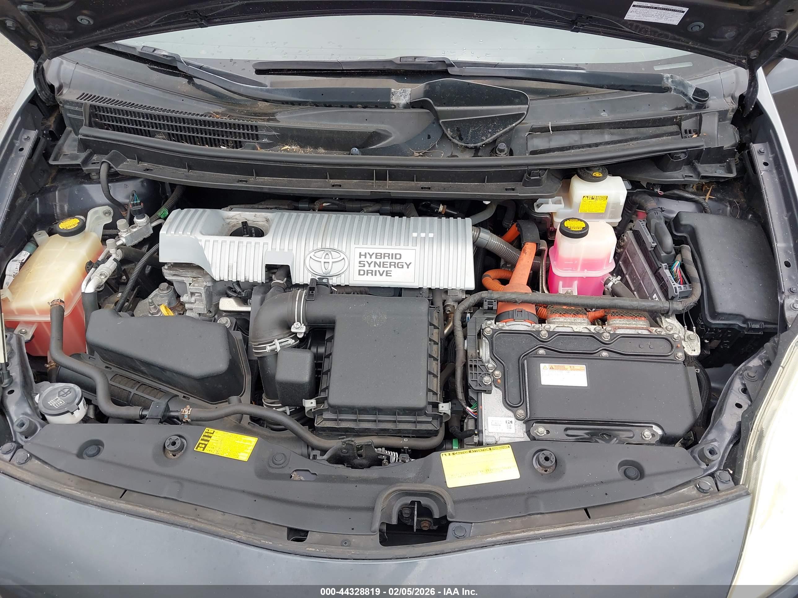 TOYOTA PRIUS image 10