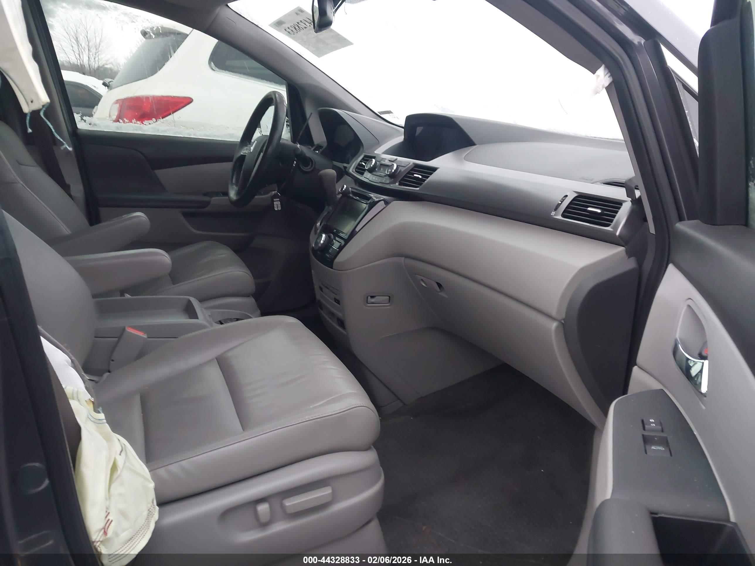 HONDA ODYSSEY image 5