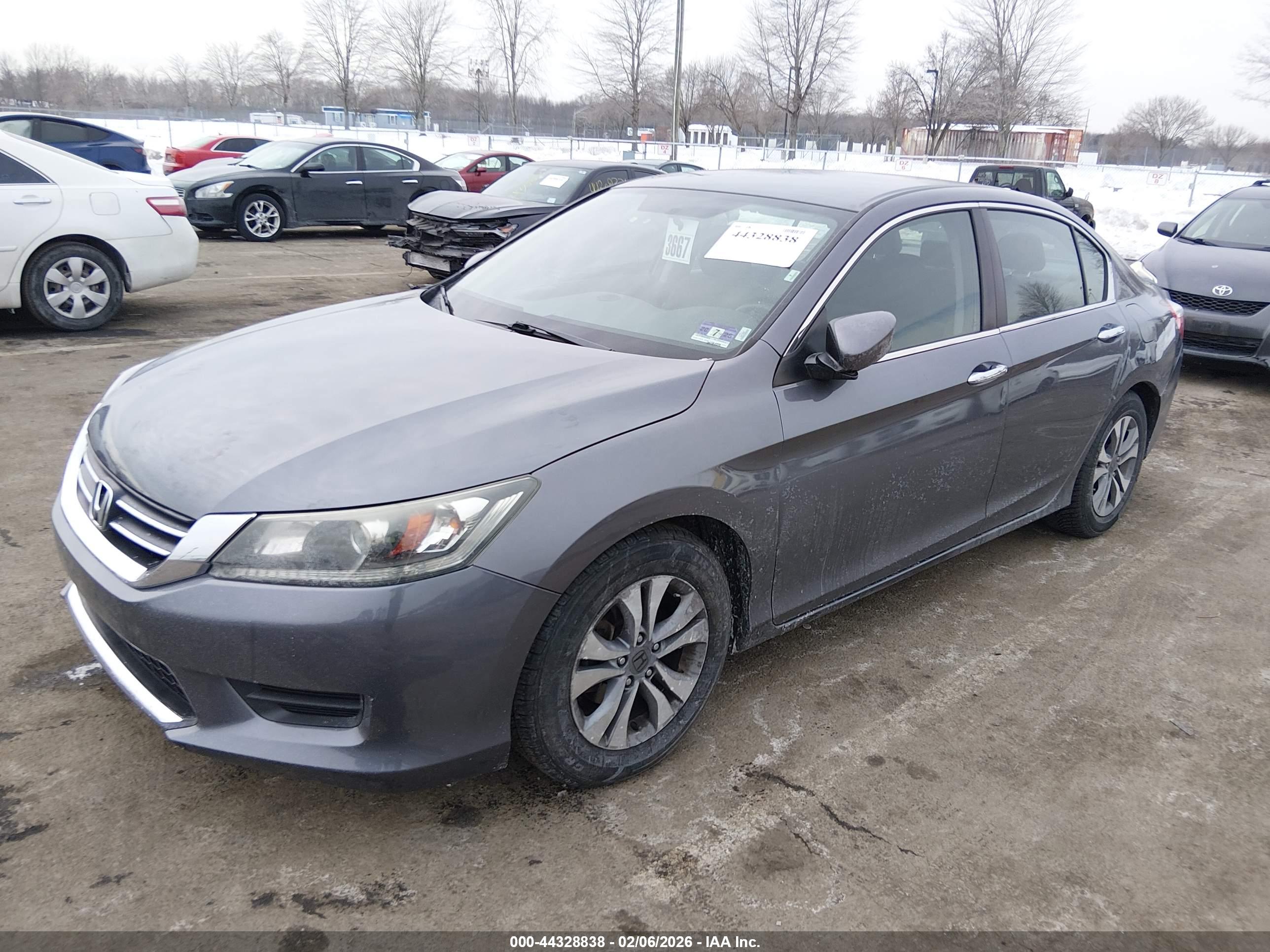 HONDA ACCORD image 2