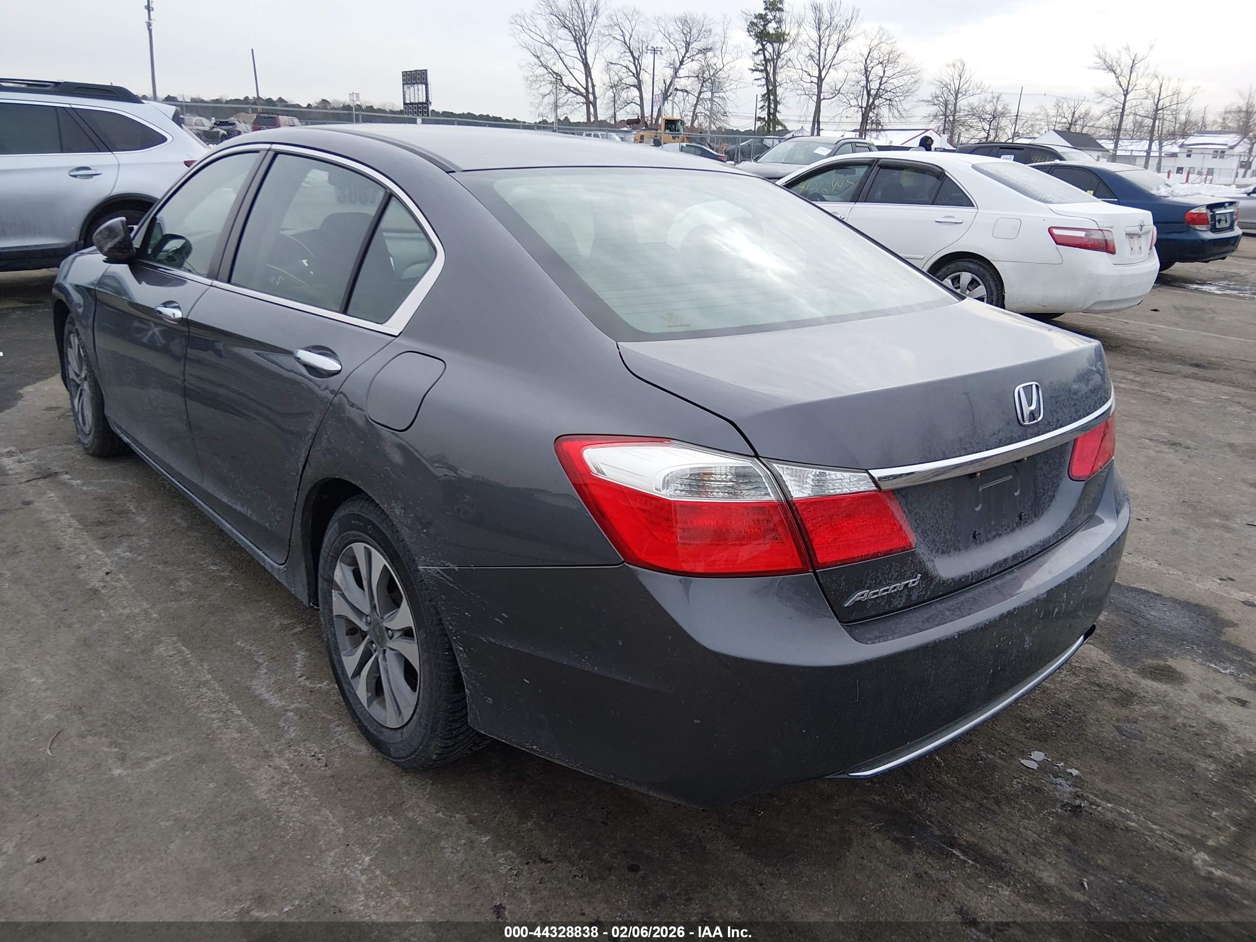 HONDA ACCORD image 3