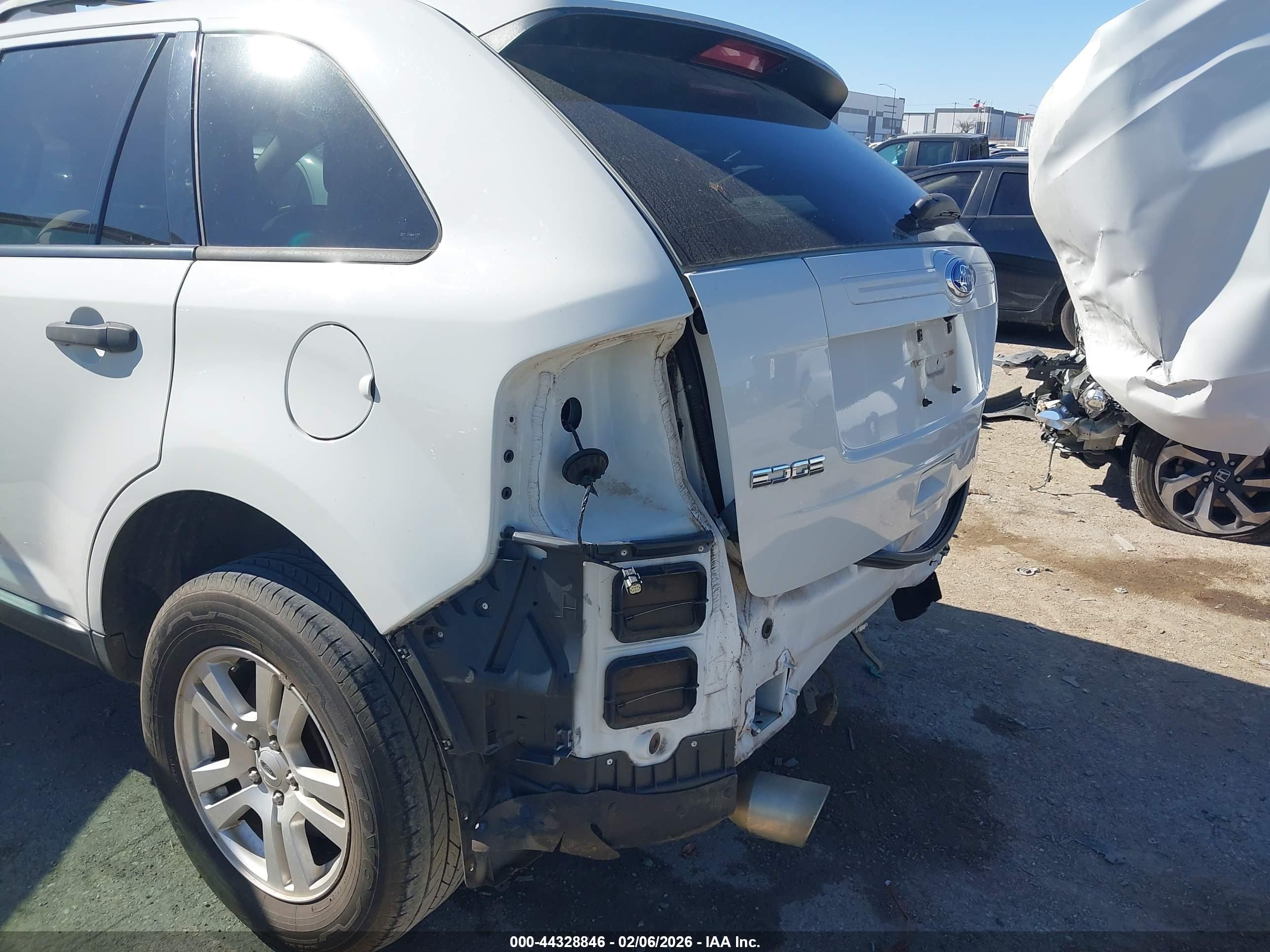 FORD EDGE image 6