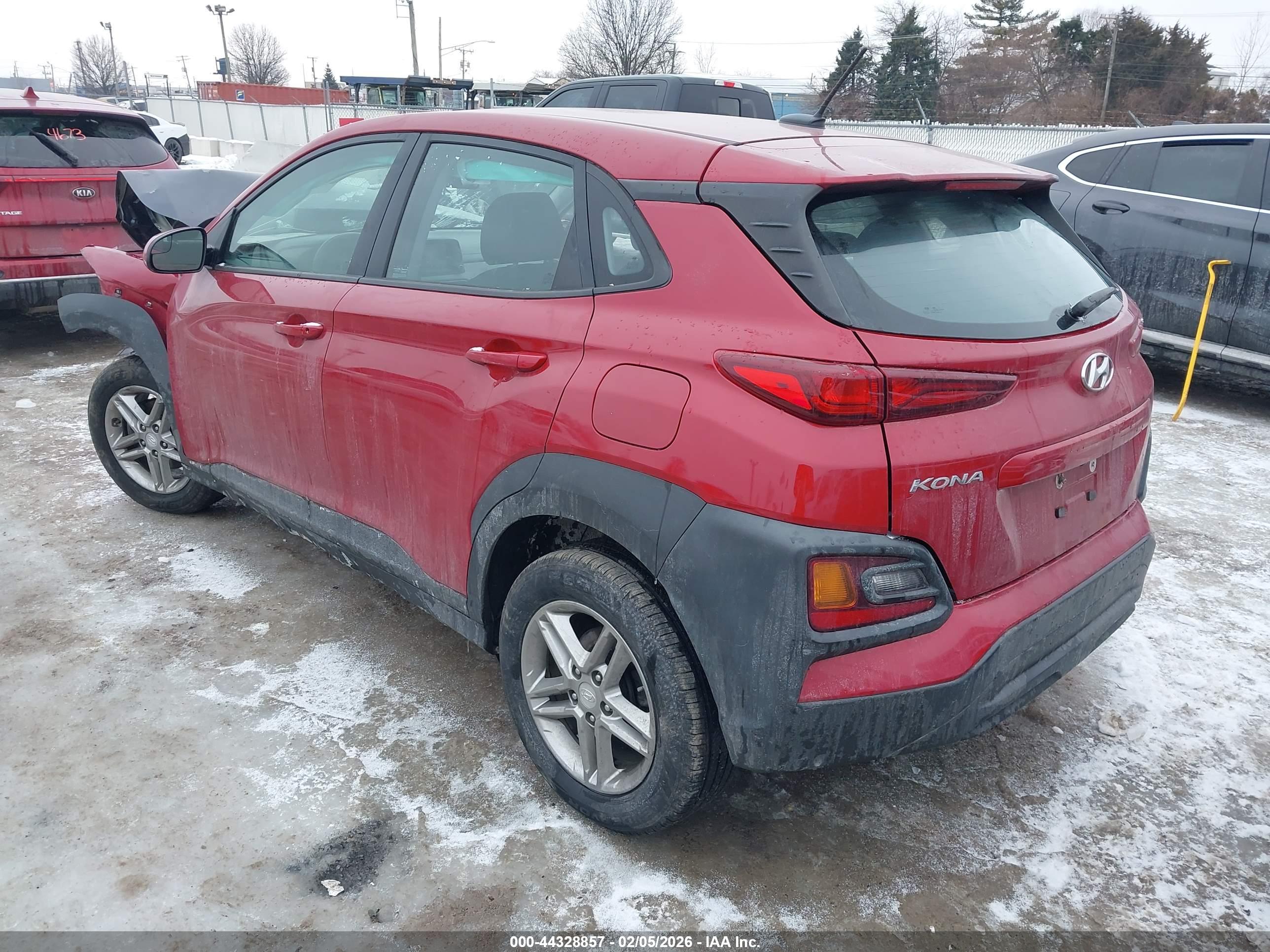 HYUNDAI KONA image 3