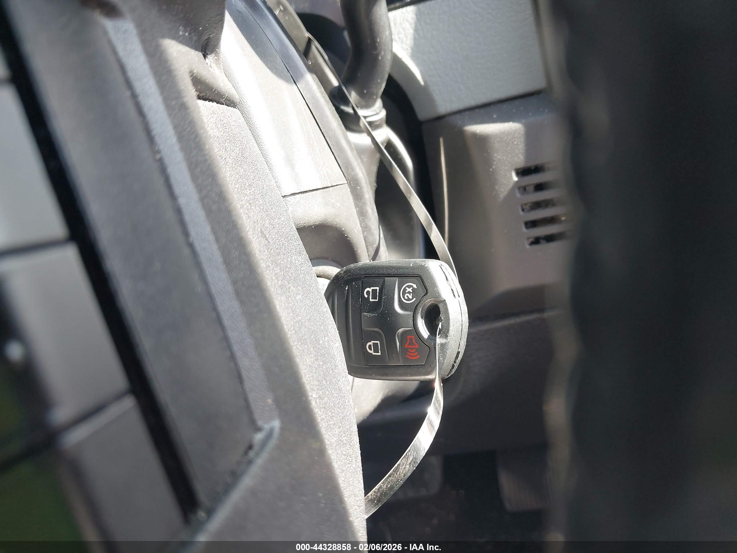 FORD F-150 image 11