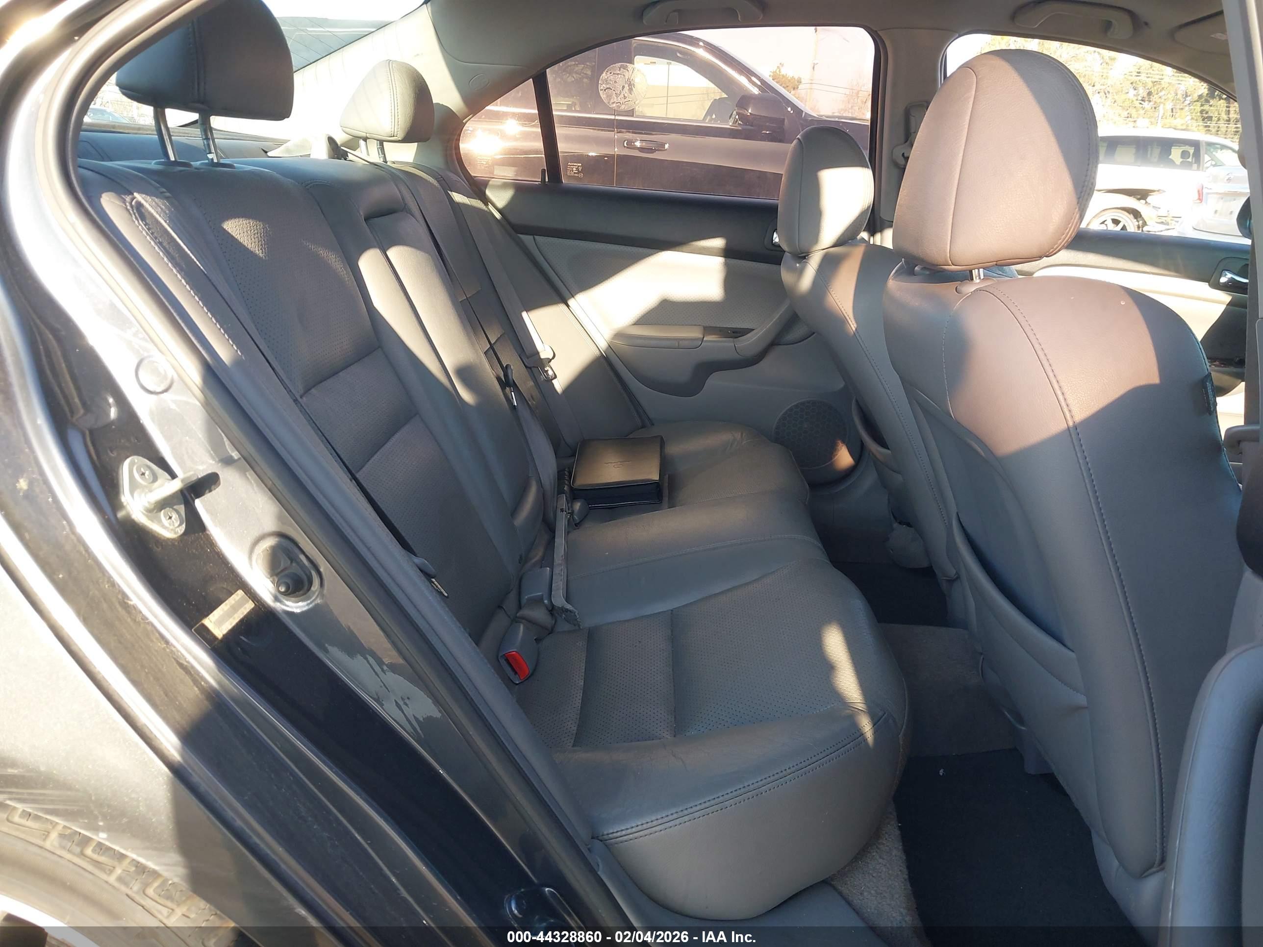 ACURA TSX image 8