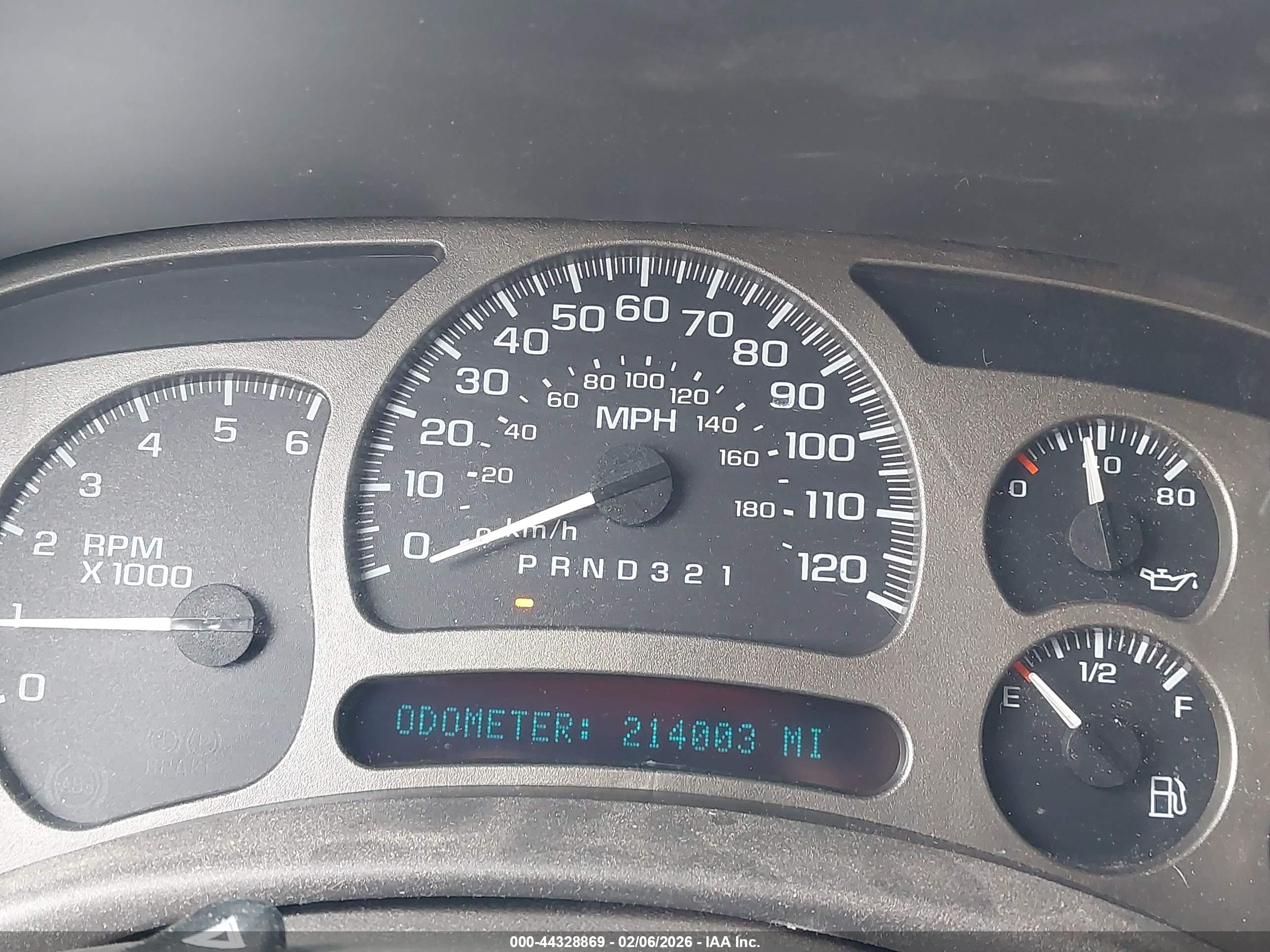 GMC YUKON image 7