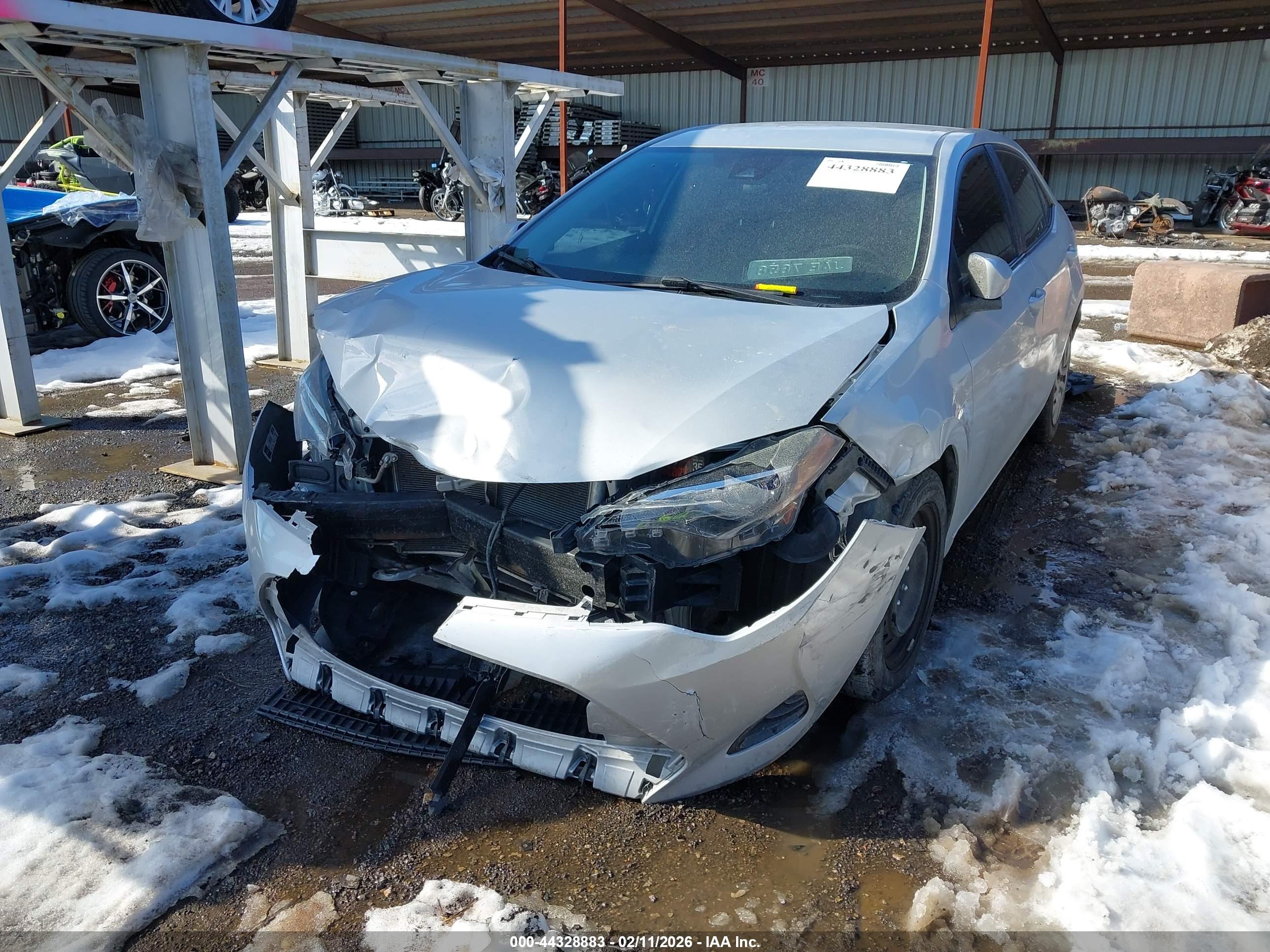 TOYOTA COROLLA image 6