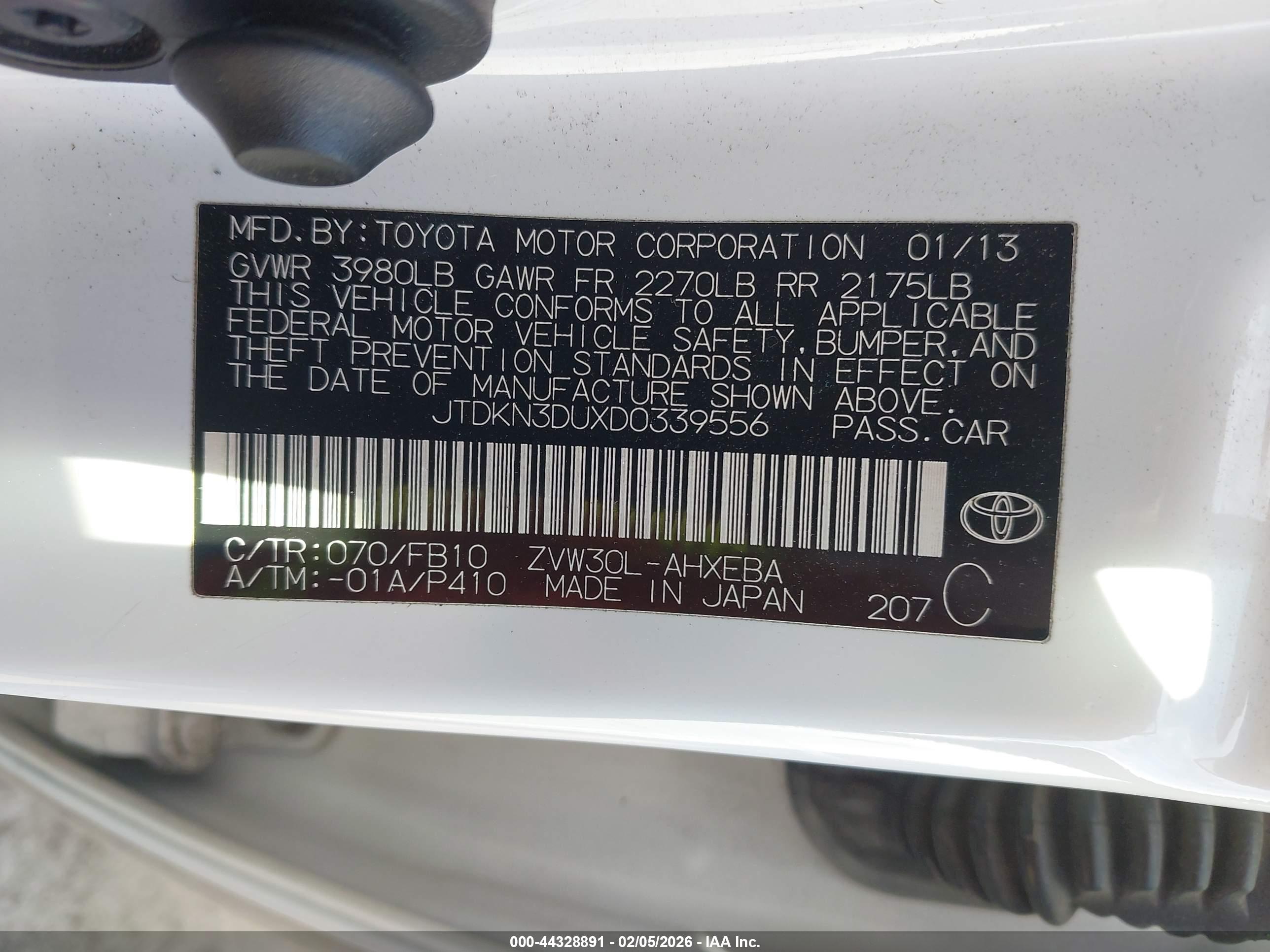 TOYOTA PRIUS image 9