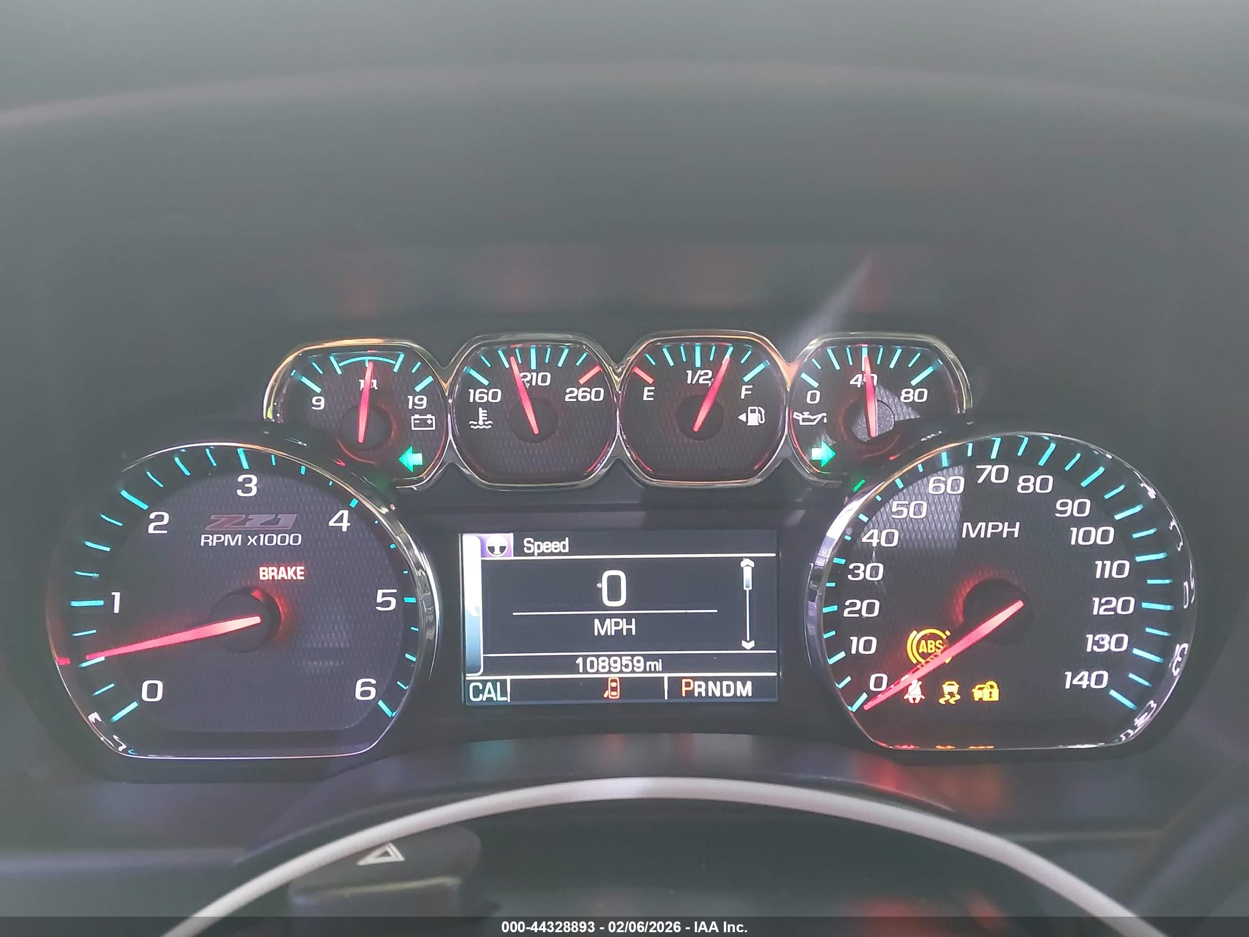 CHEVROLET SILVERADO image 7