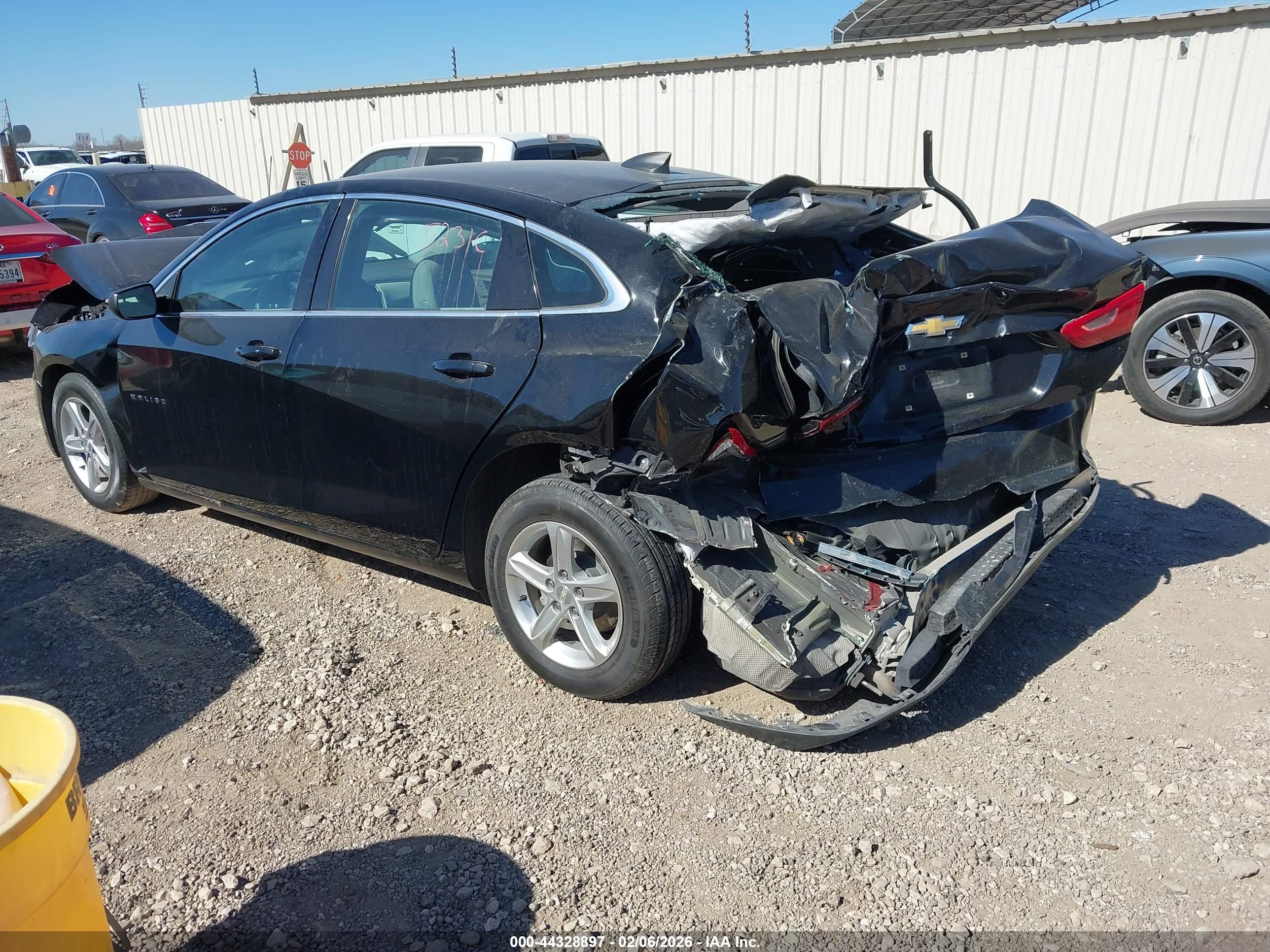 CHEVROLET MALIBU image 3