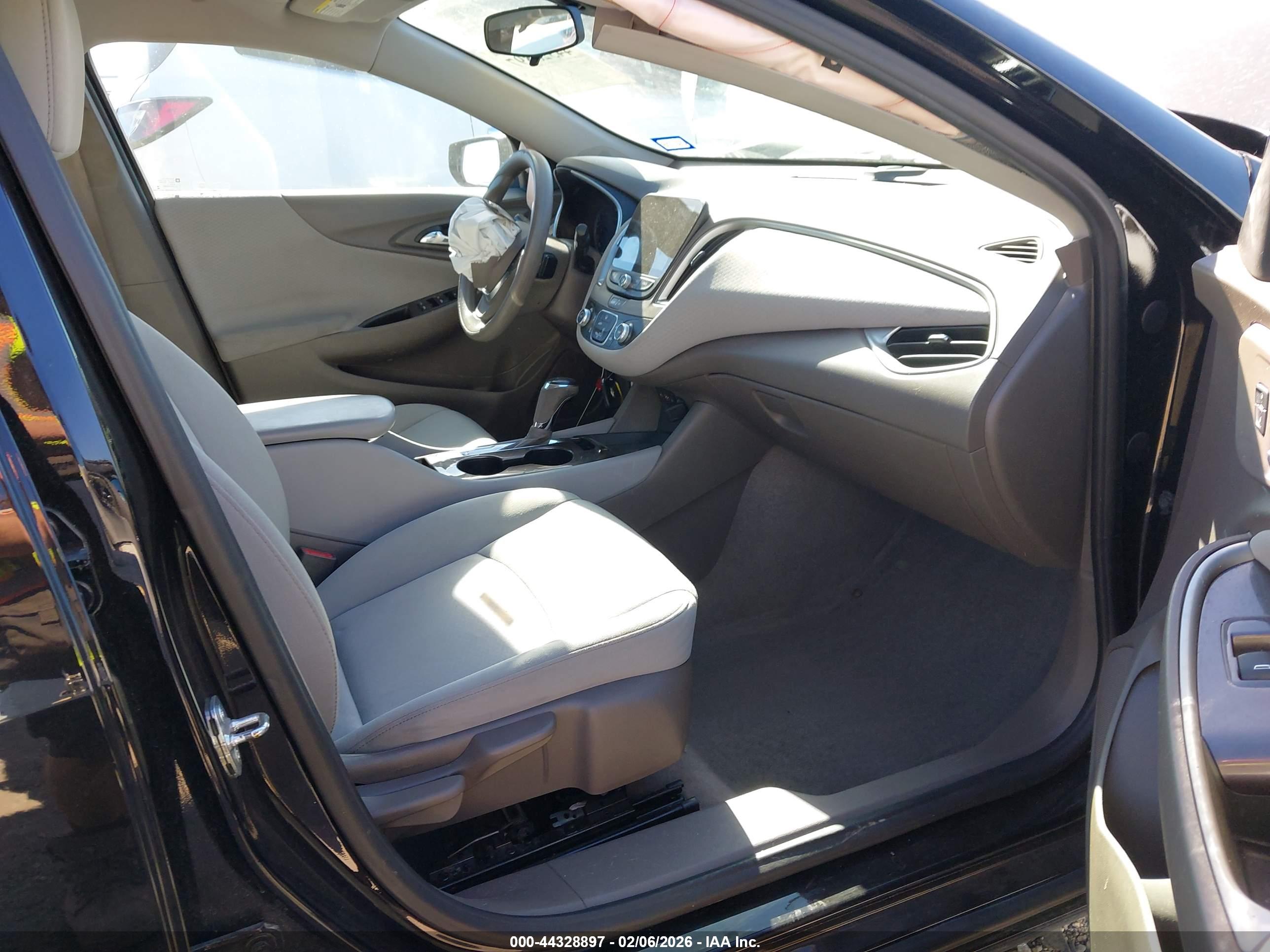 CHEVROLET MALIBU image 5