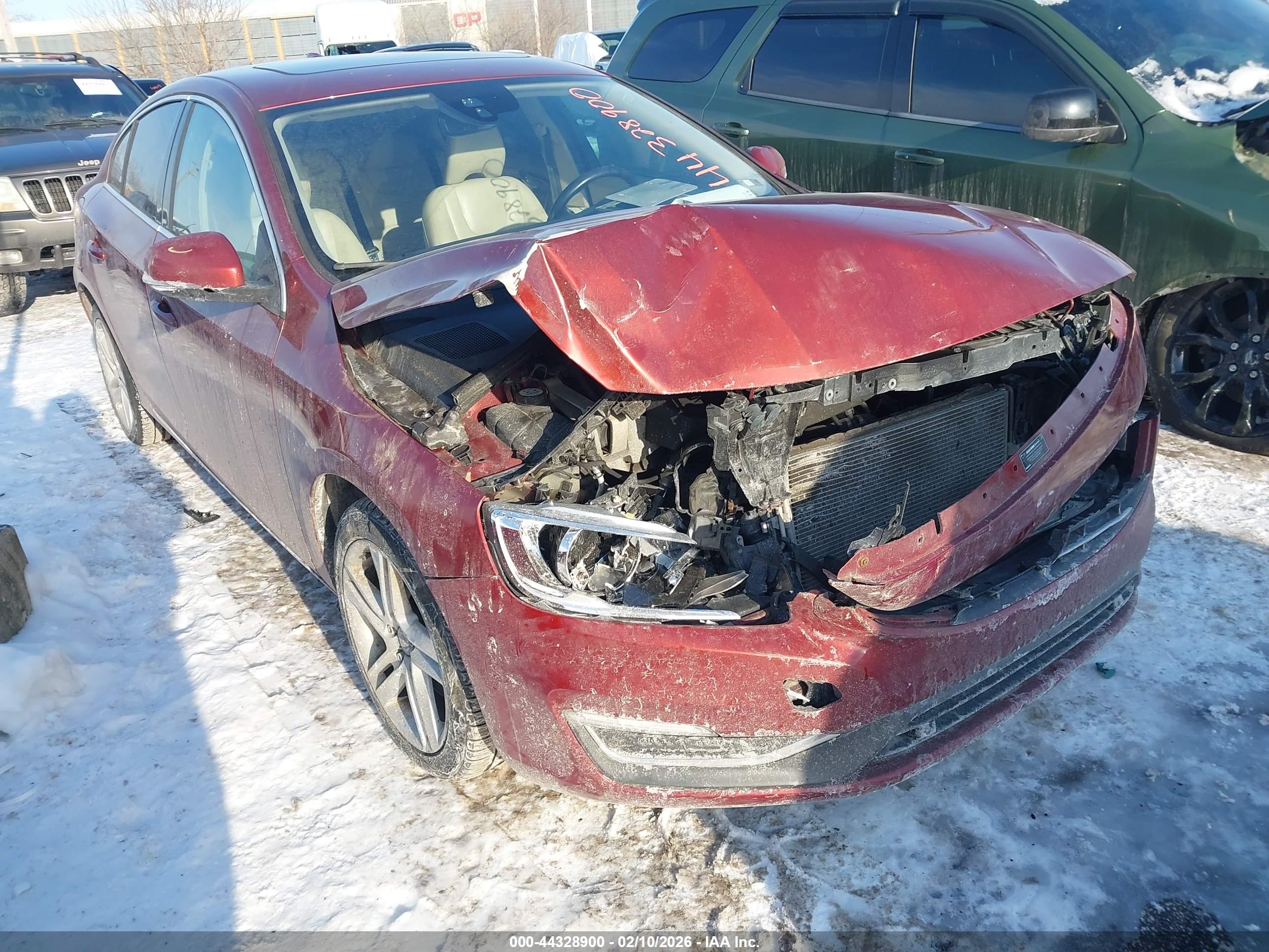 VOLVO S60 image 6