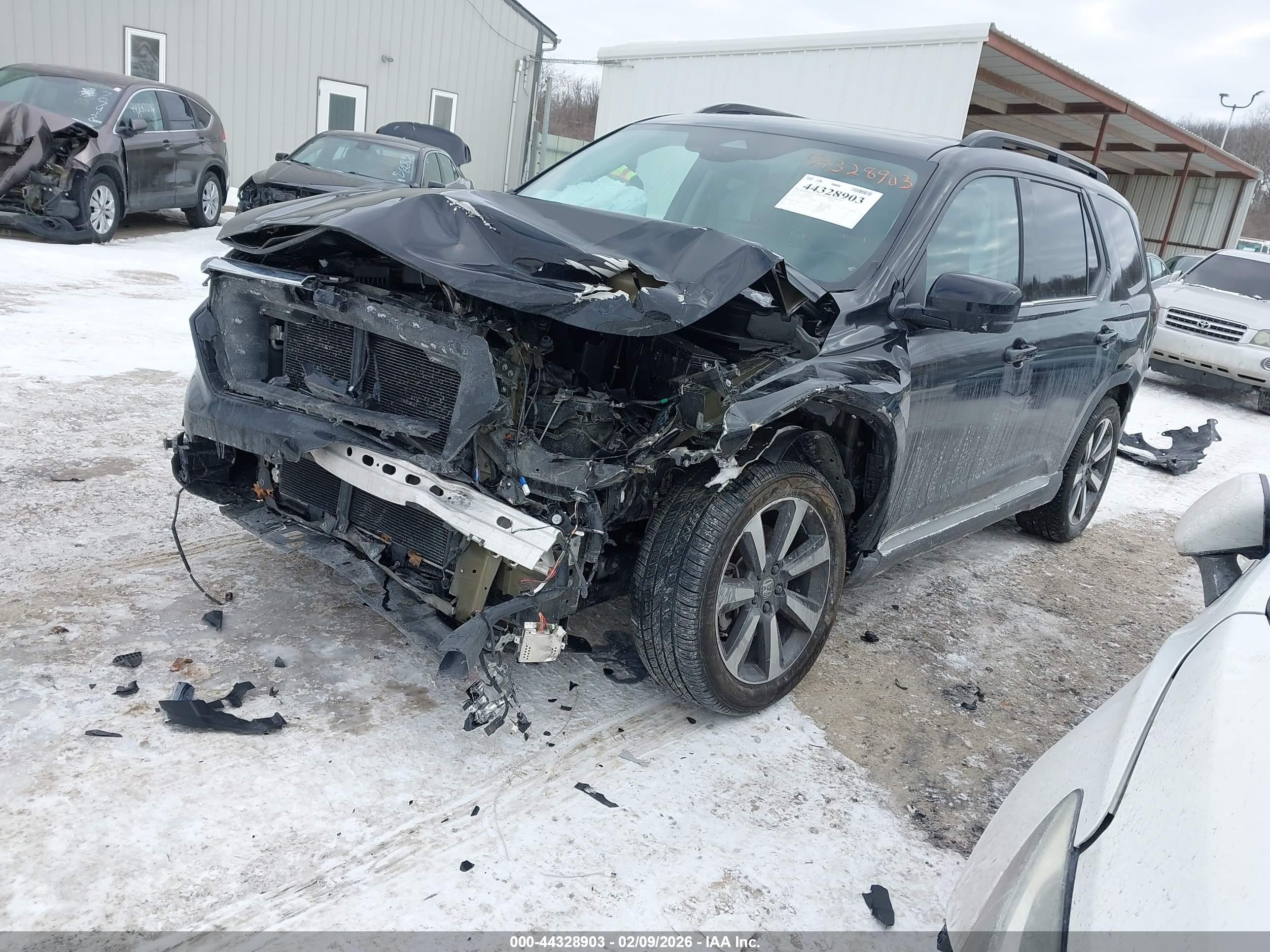 HONDA PILOT image 2