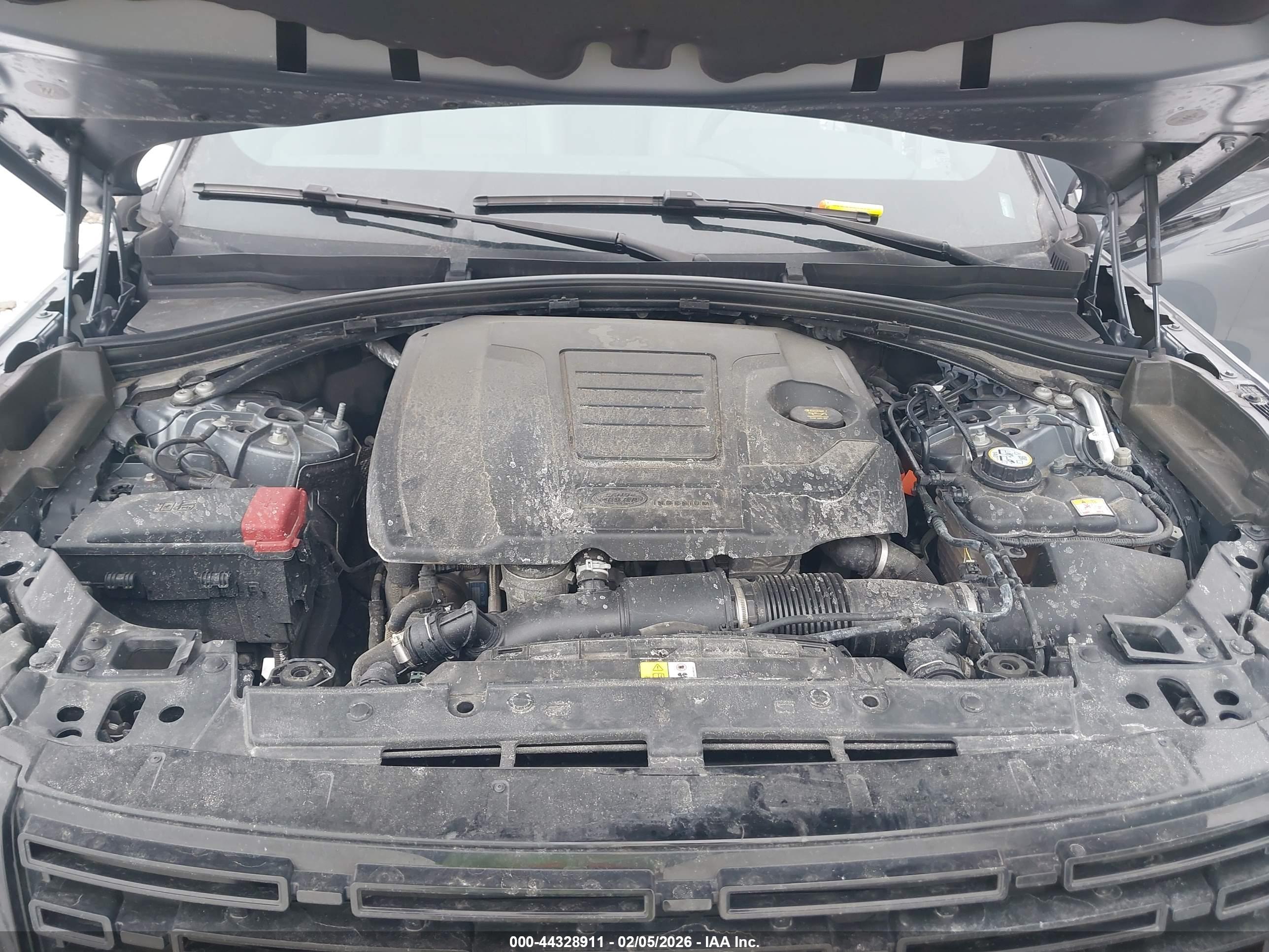 LAND ROVER image 10