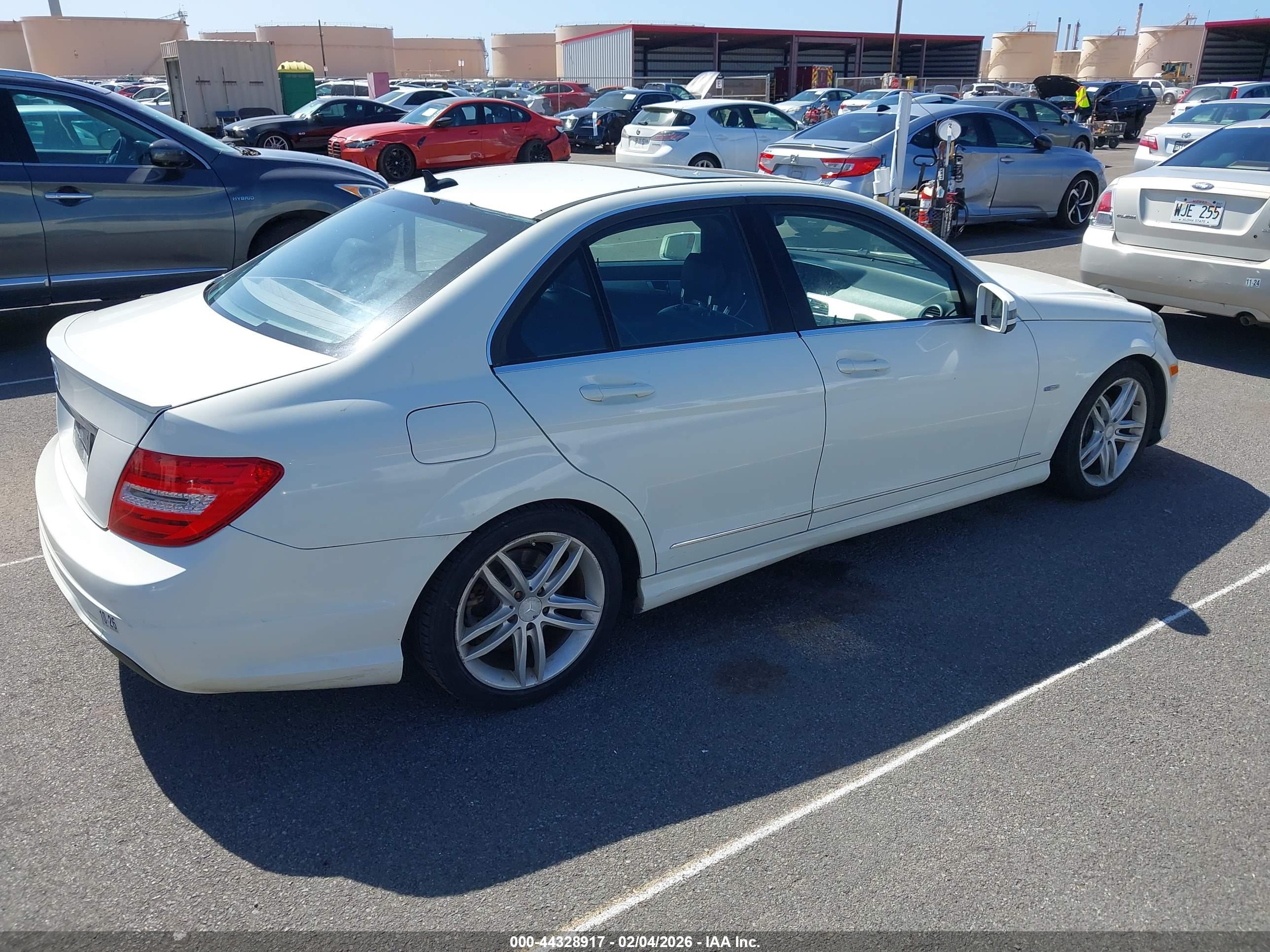 MERCEDES-BENZ C image 4