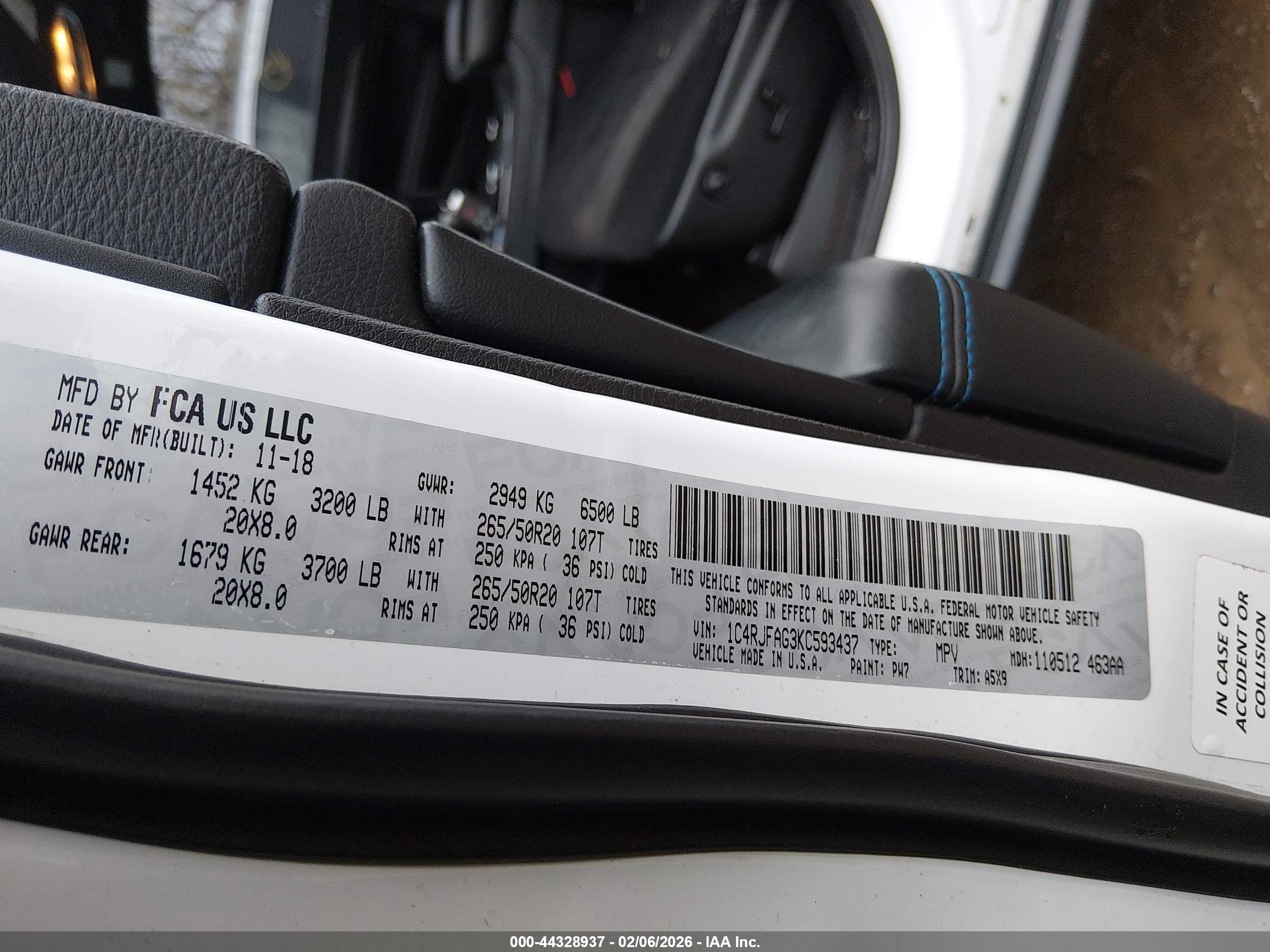 JEEP GRAND image 9