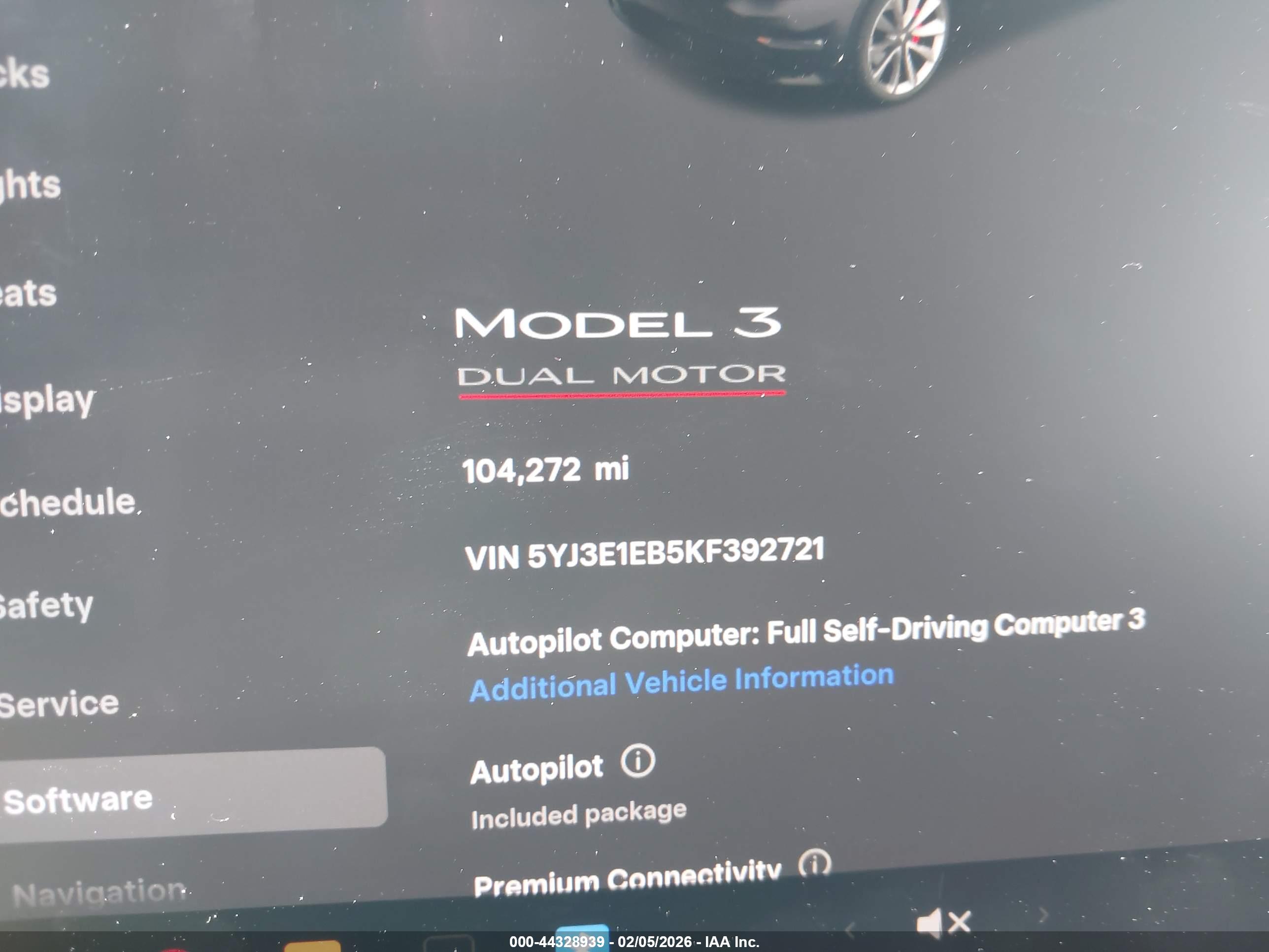 TESLA MODEL image 7