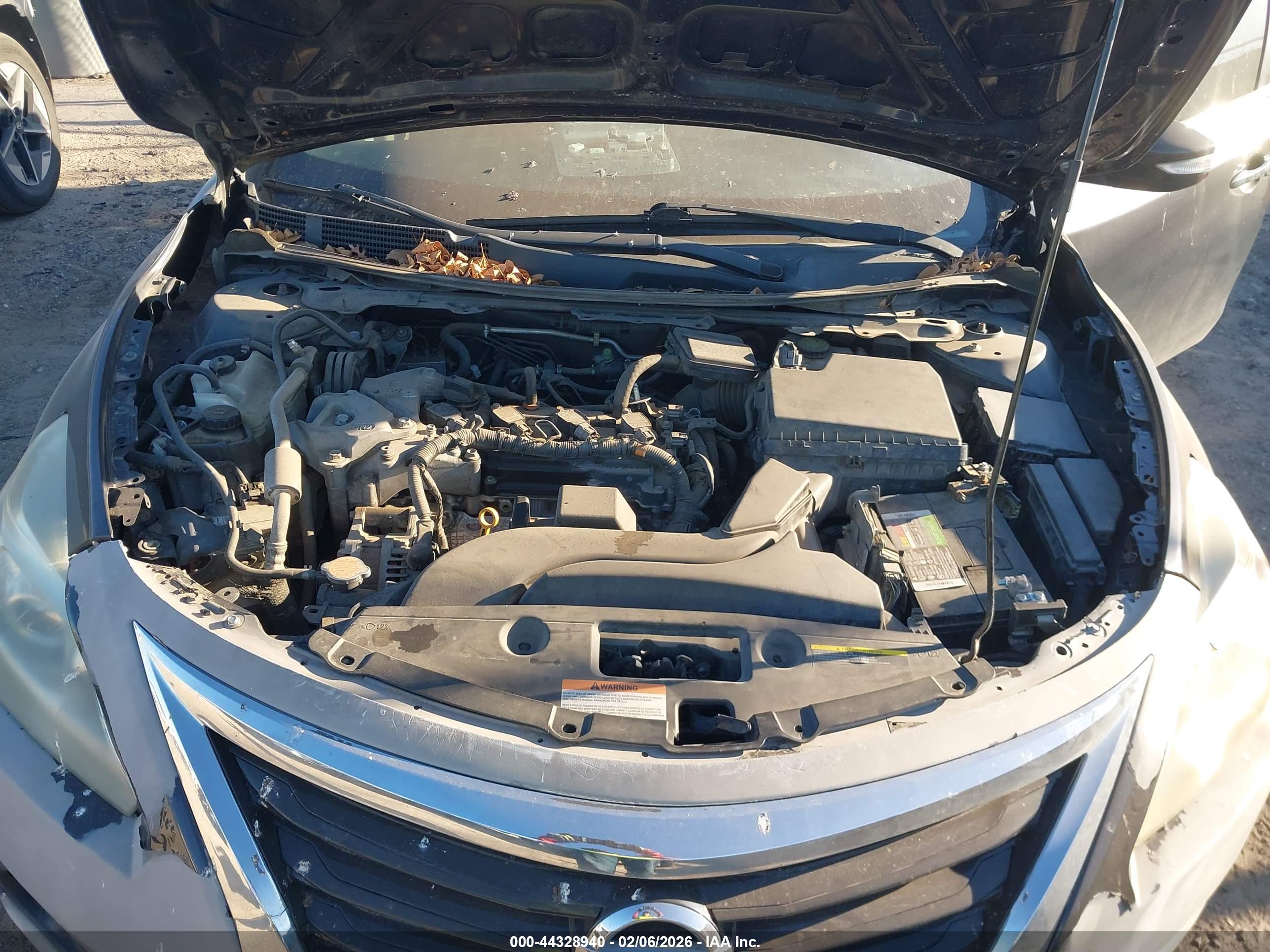 NISSAN ALTIMA image 10