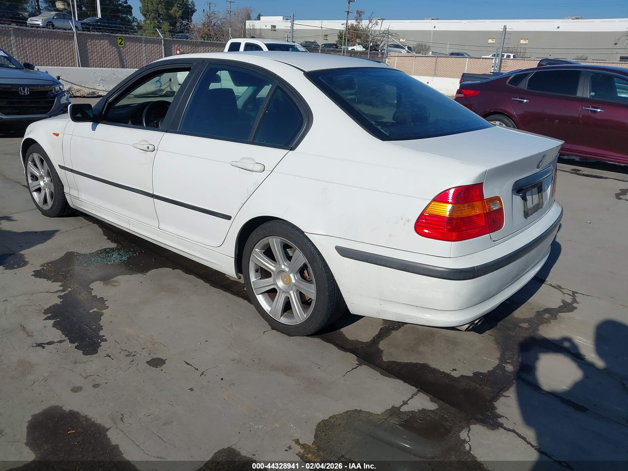 BMW 325I image 3