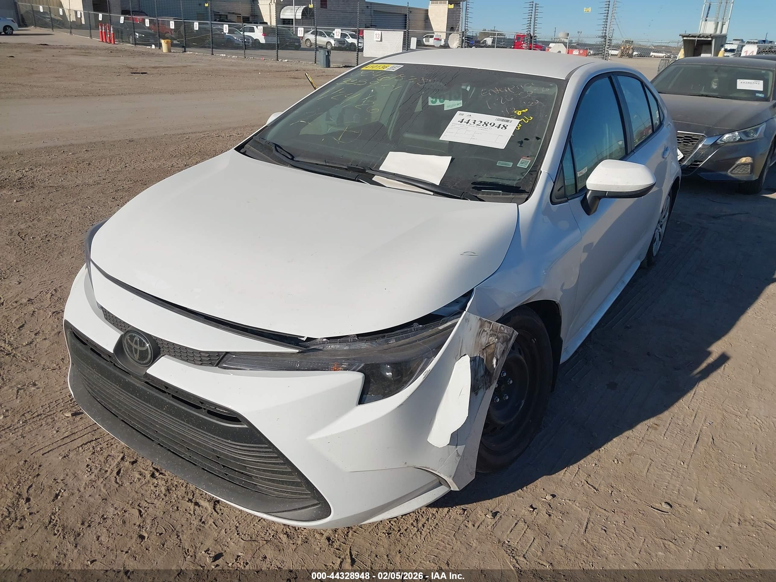 TOYOTA COROLLA image 6