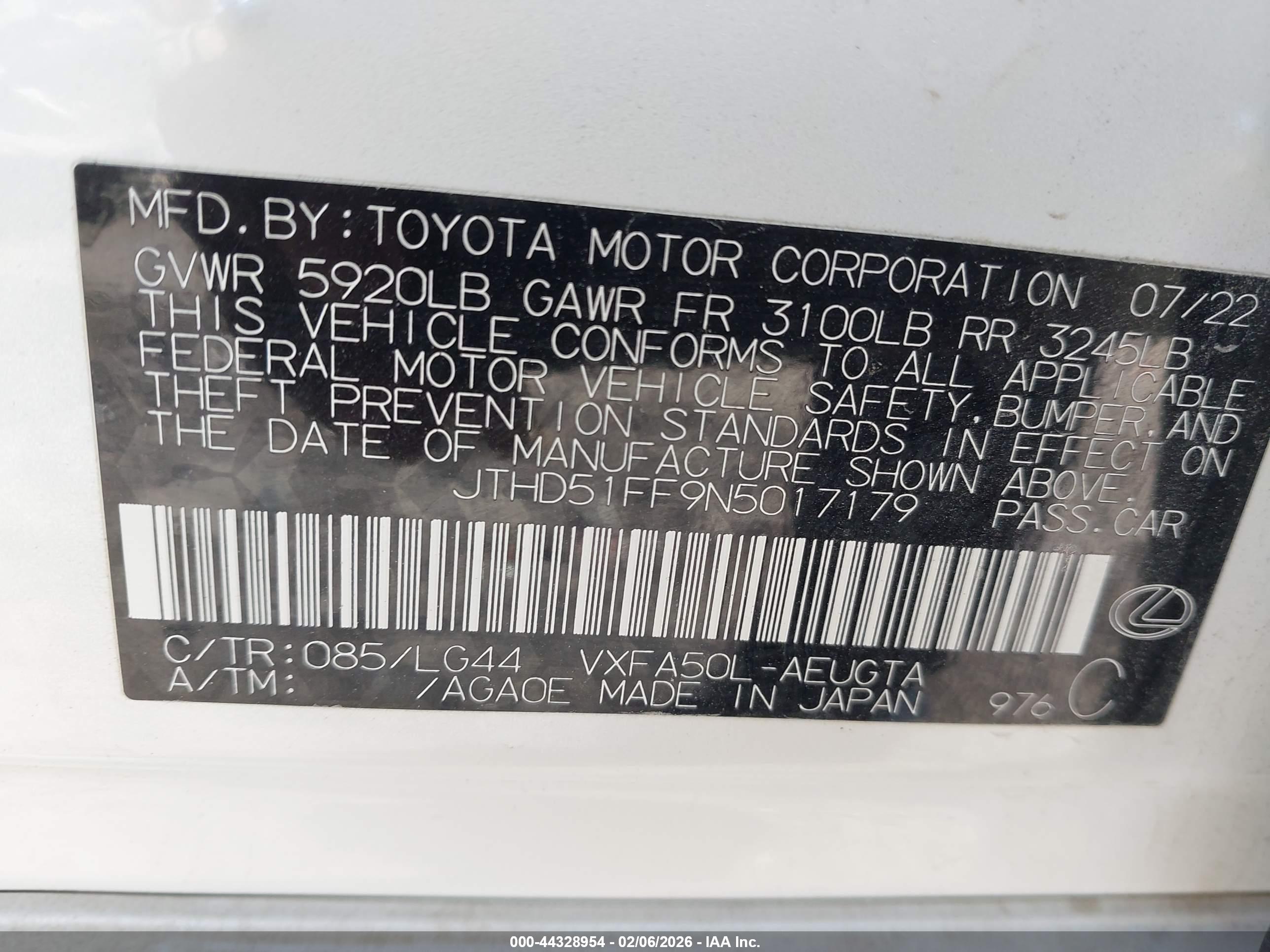 LEXUS LS image 9