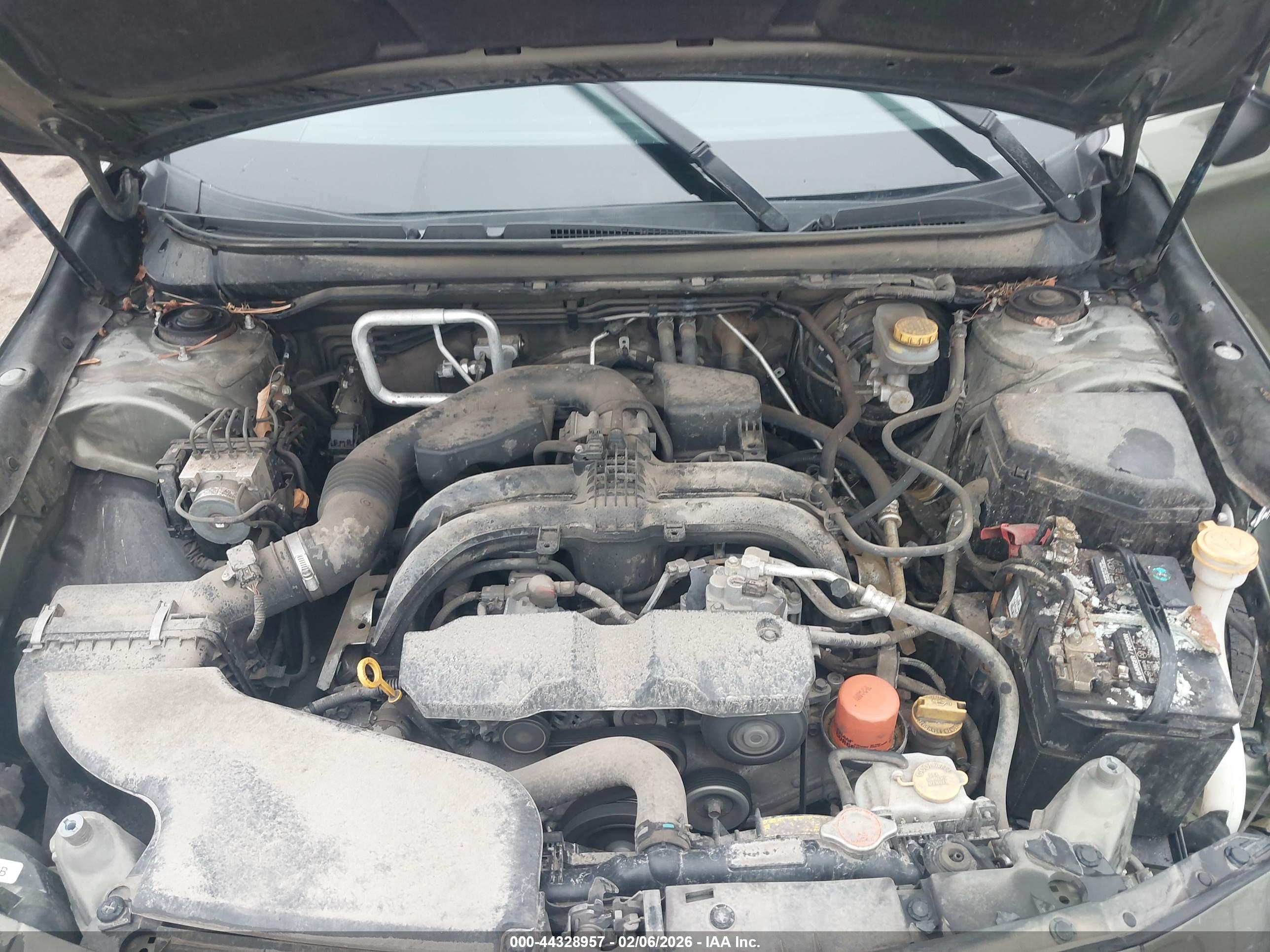 SUBARU OUTBACK image 10