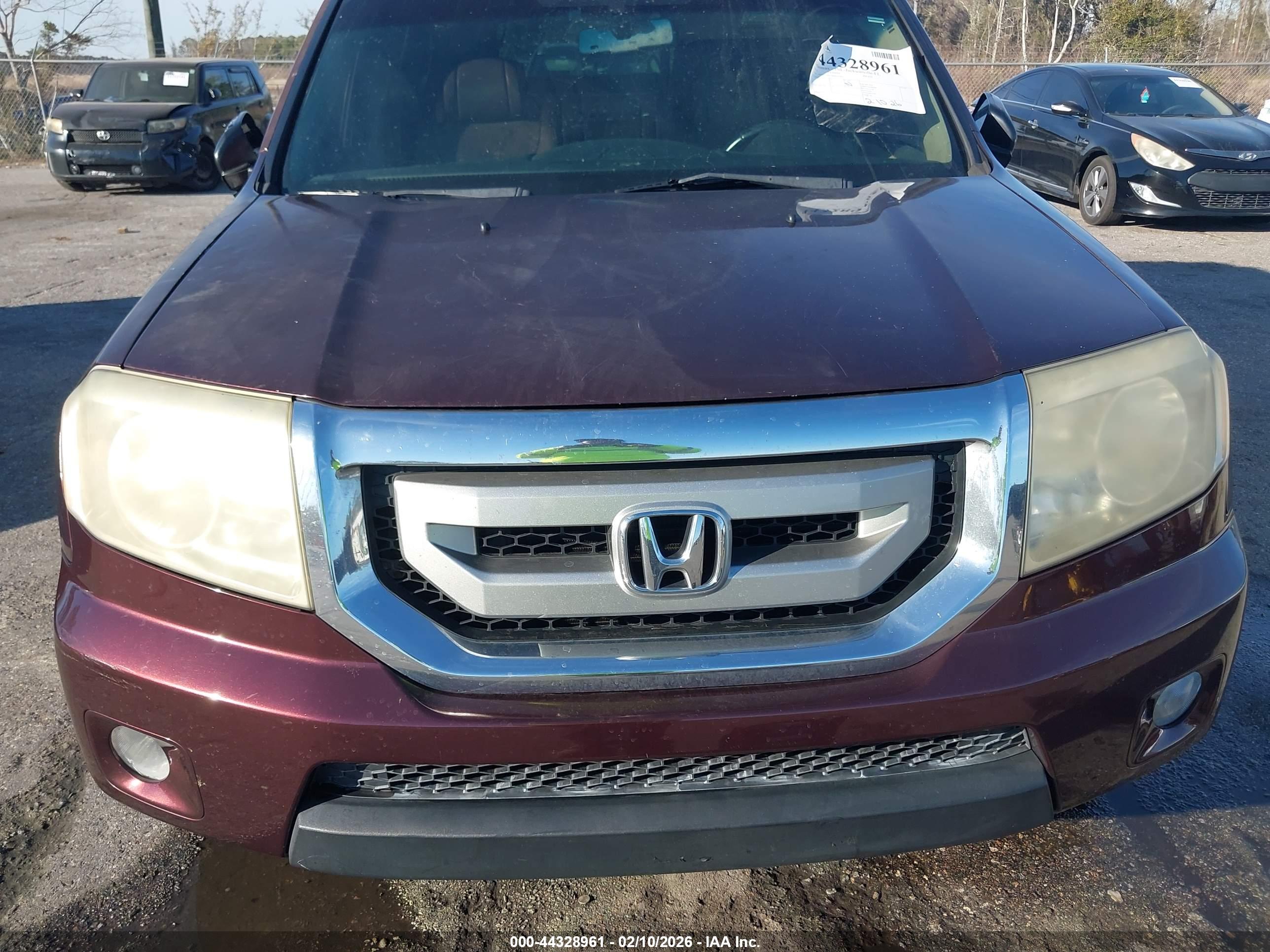 HONDA PILOT image 6