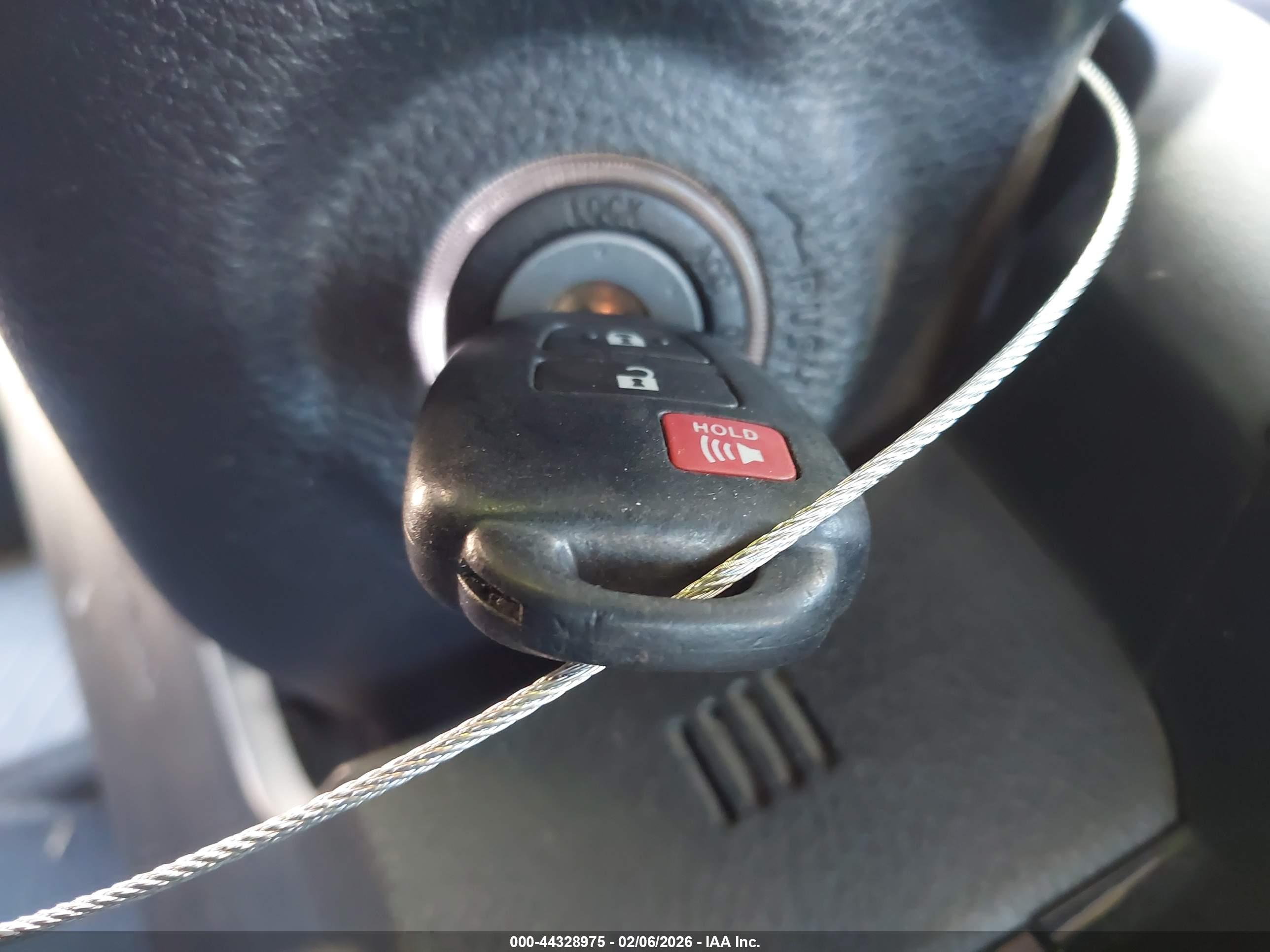 TOYOTA TACOMA image 11