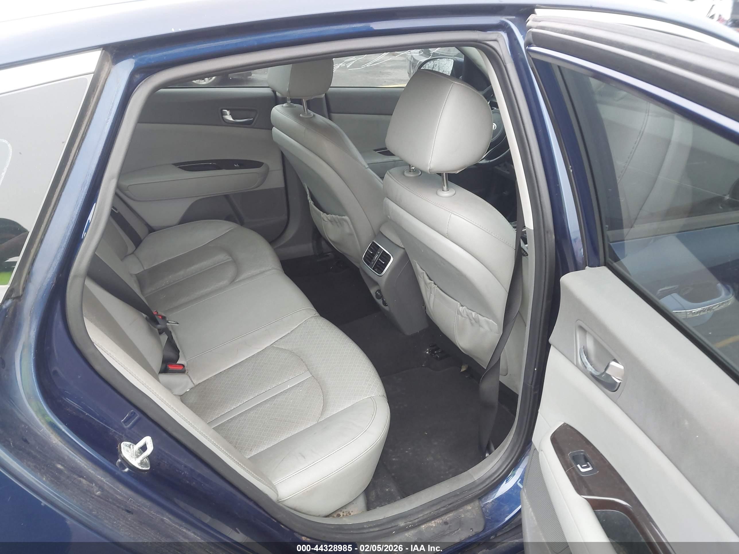 KIA OPTIMA image 8