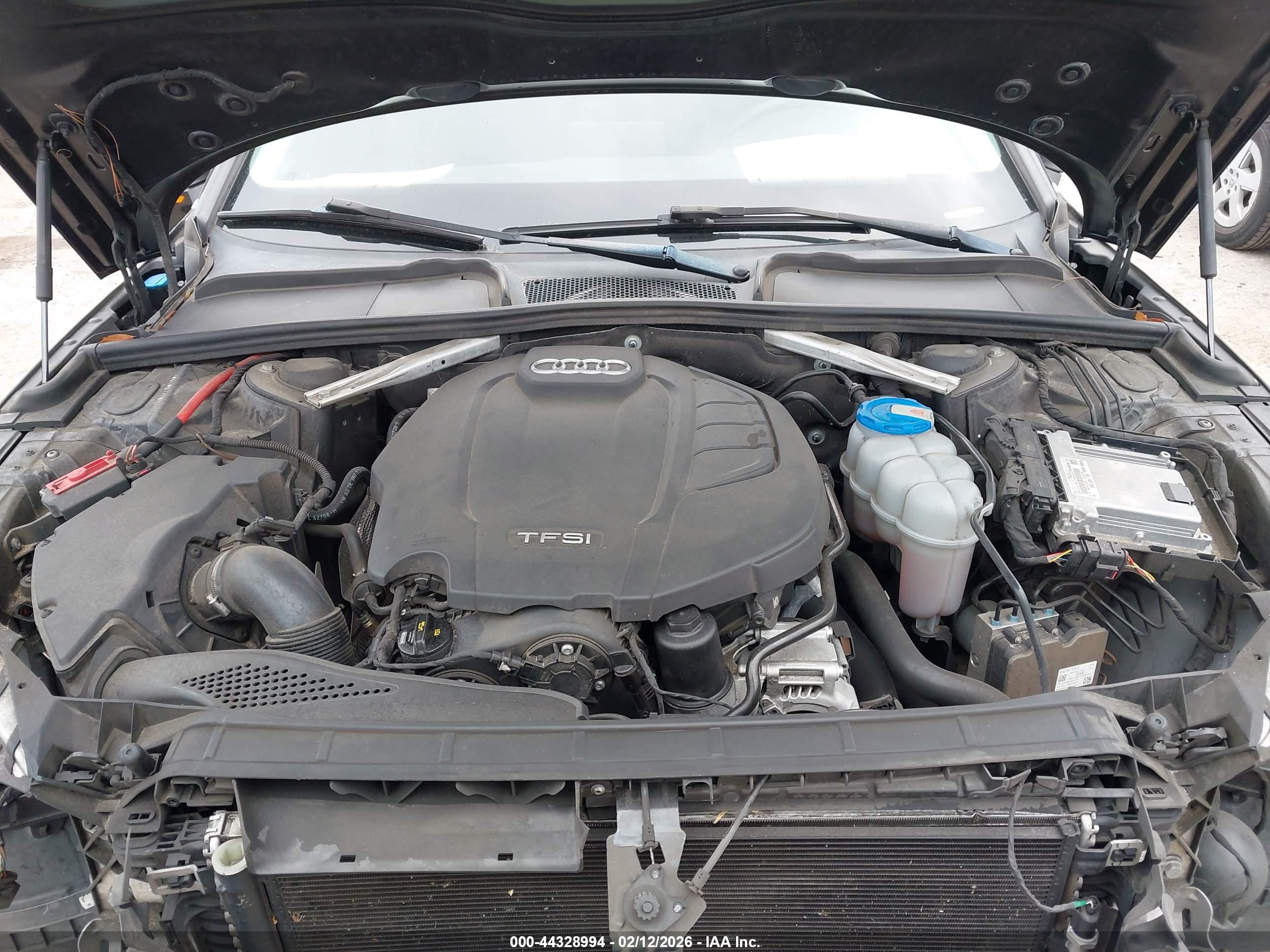 AUDI A4 image 10