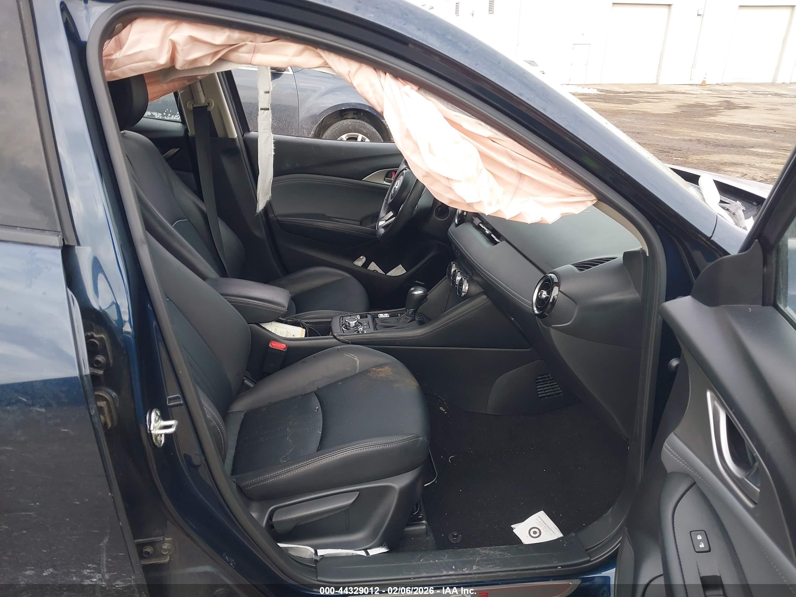 MAZDA CX-3 image 5