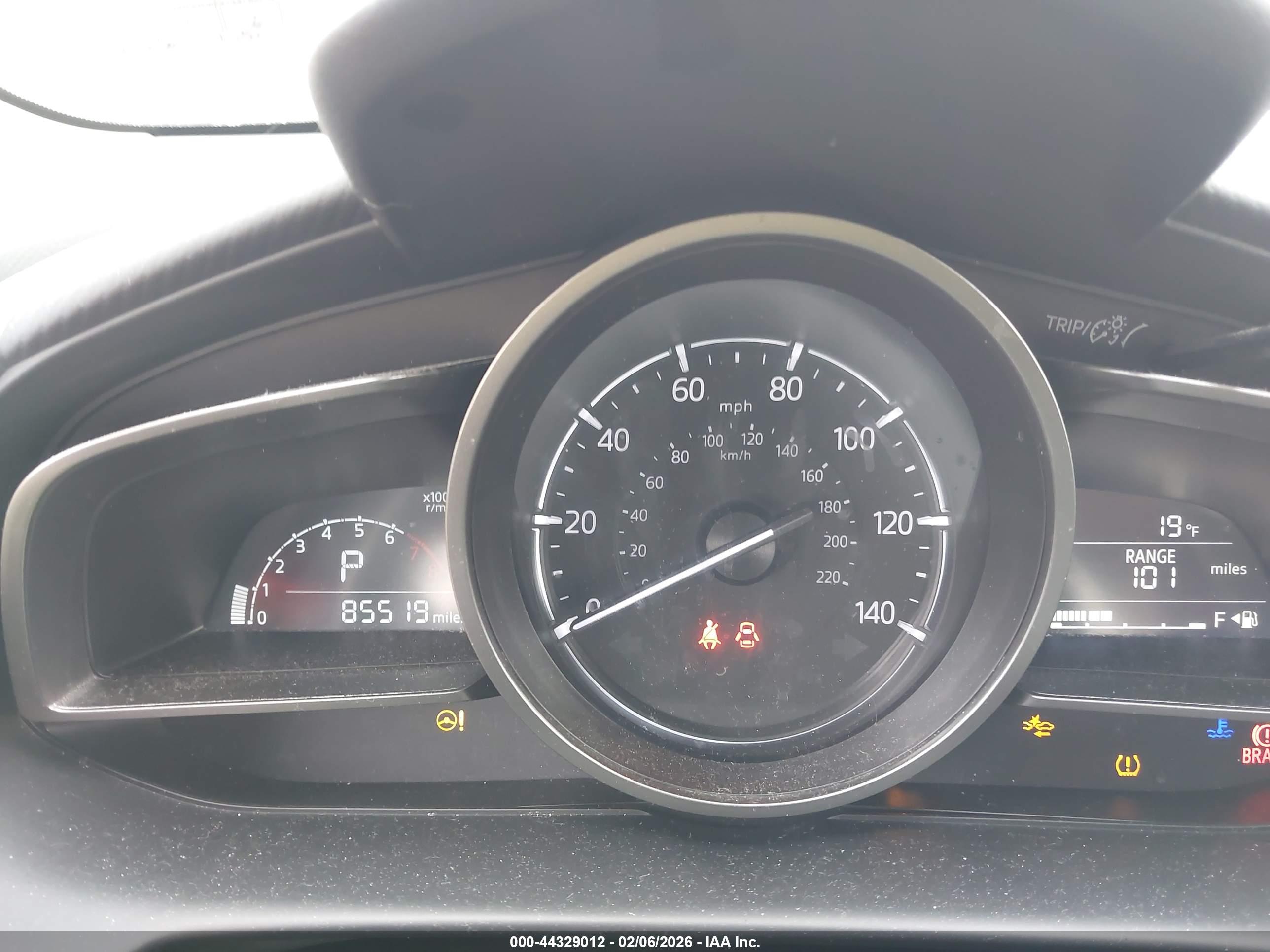 MAZDA CX-3 image 7