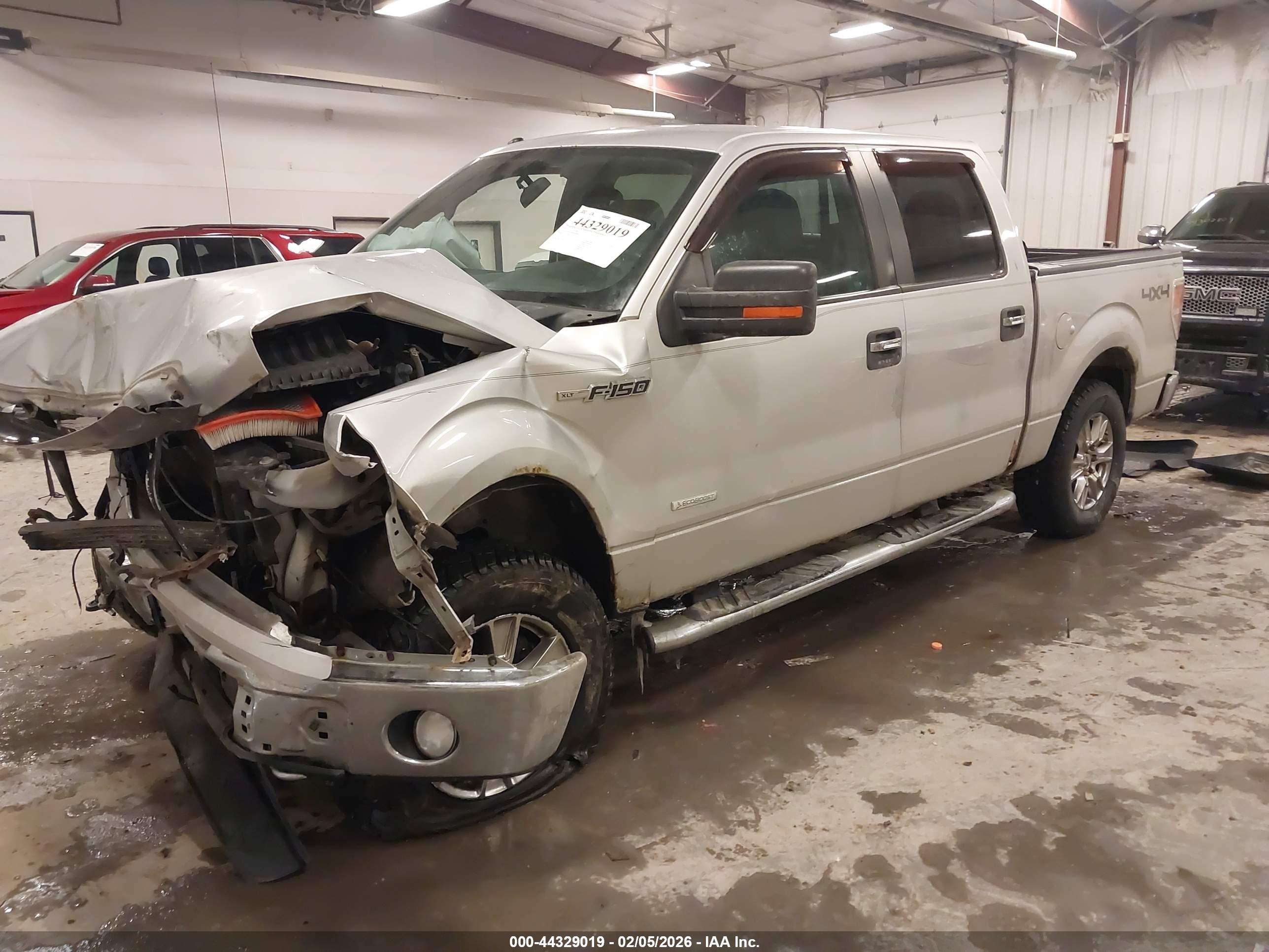 FORD F-150 image 2